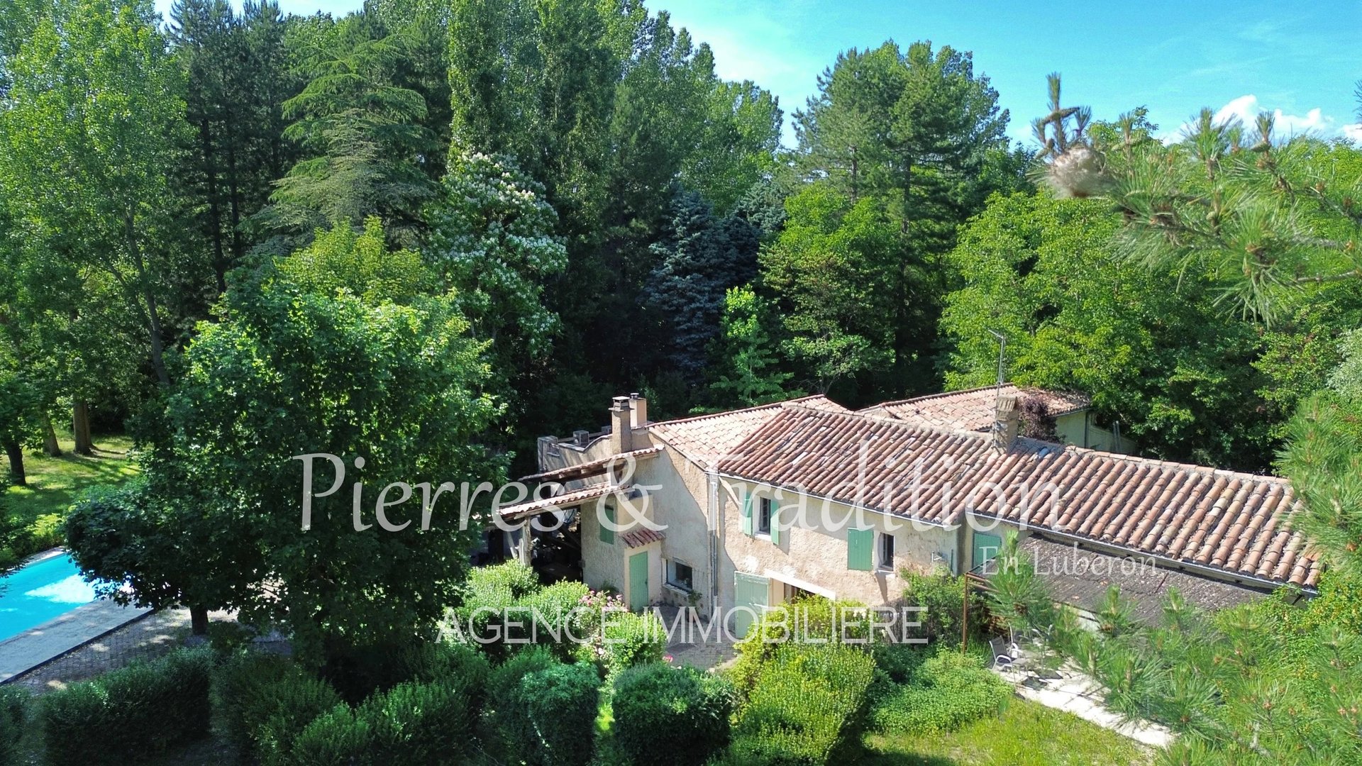 Maison à vendre, 244m², Reillanne