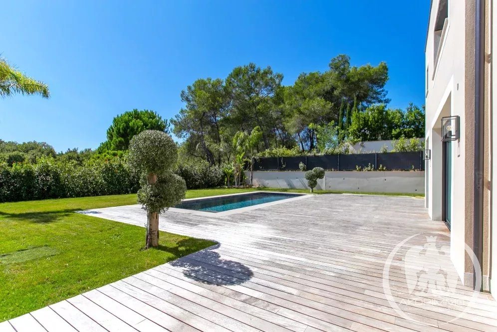 Appartement à vendre, 280m², Mouans-Sartoux