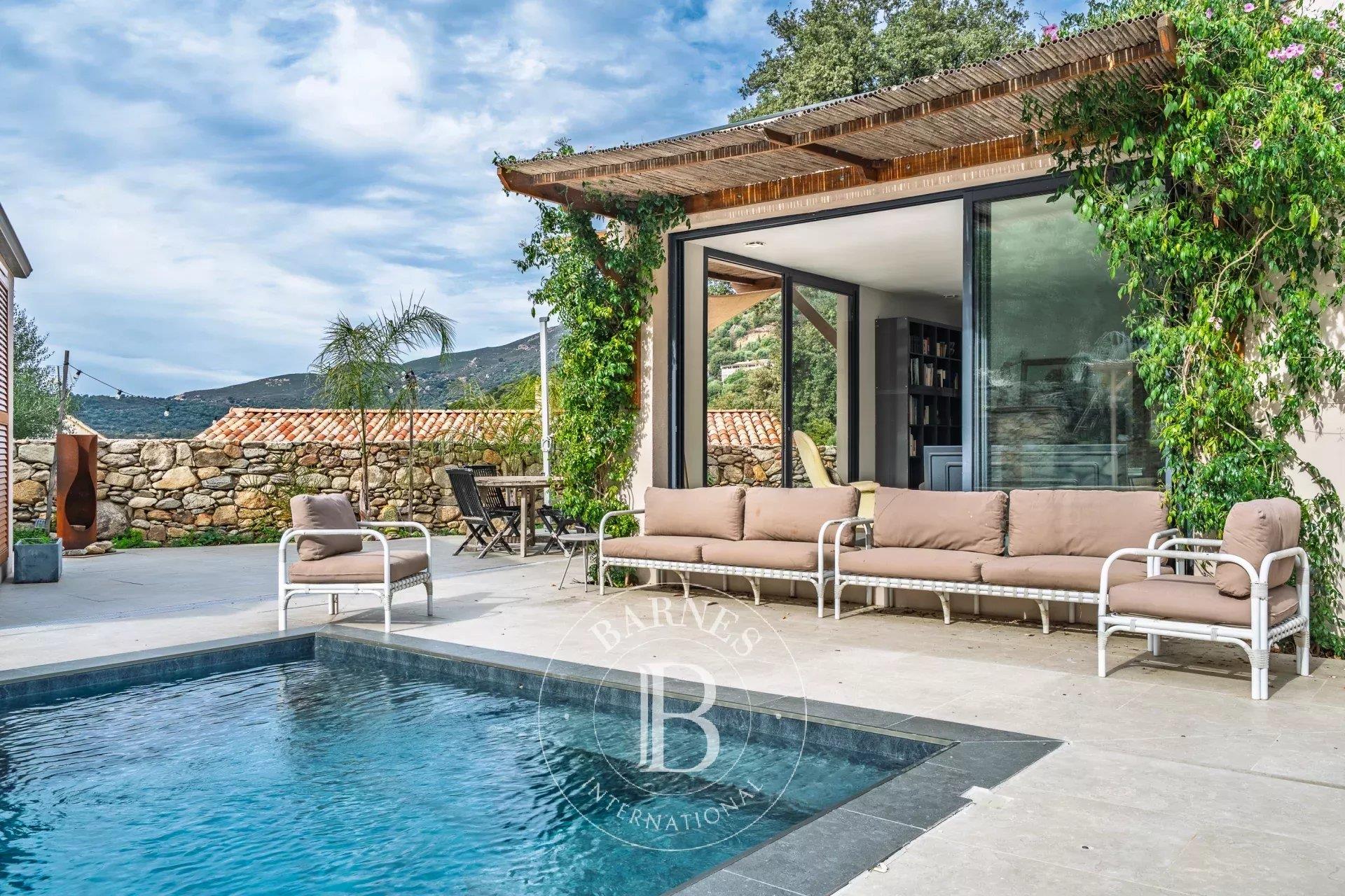 Maison à vendre, 205m², Calvi