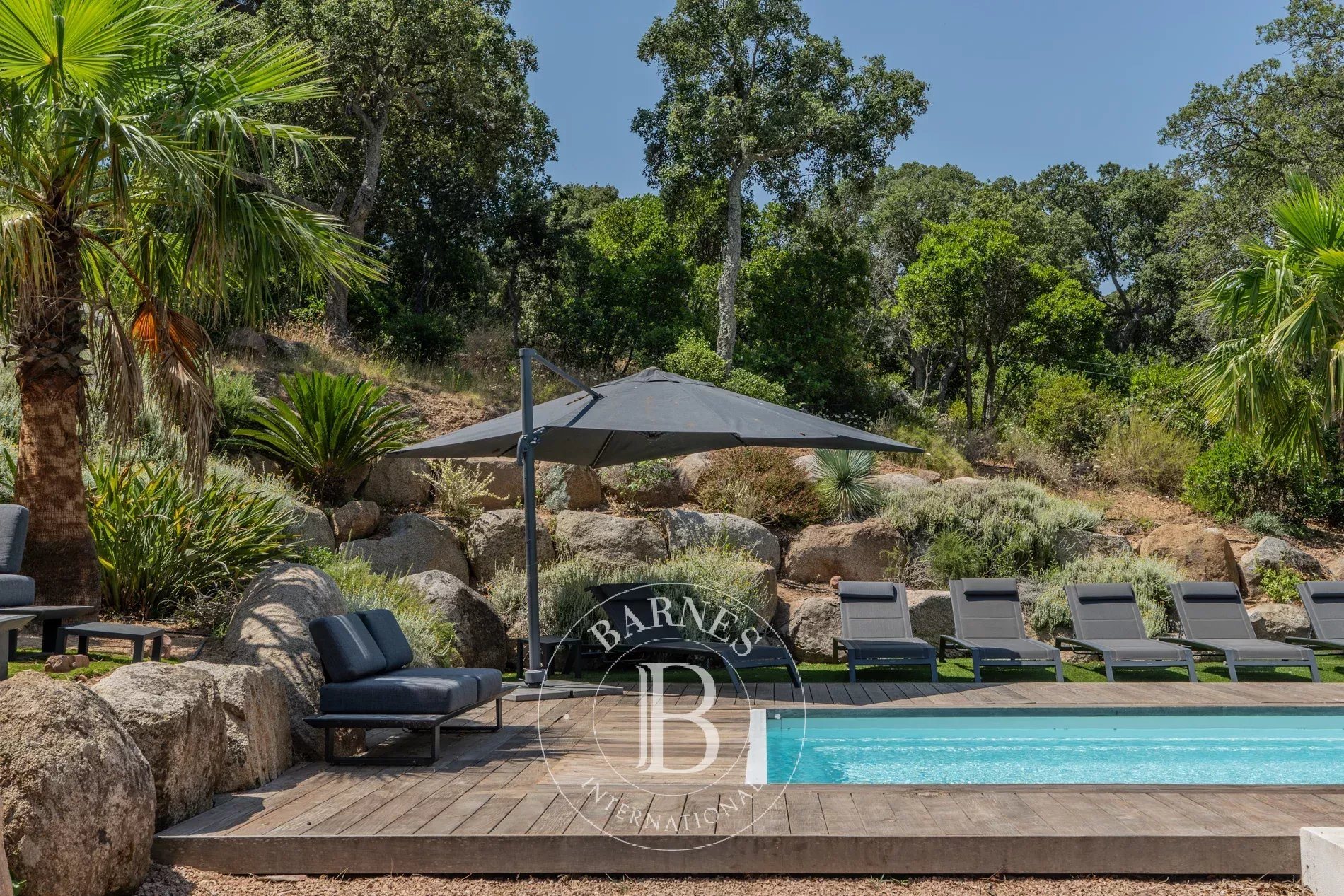 Maison à vendre, 600m², Sainte-Lucie de Porto-Vecchio