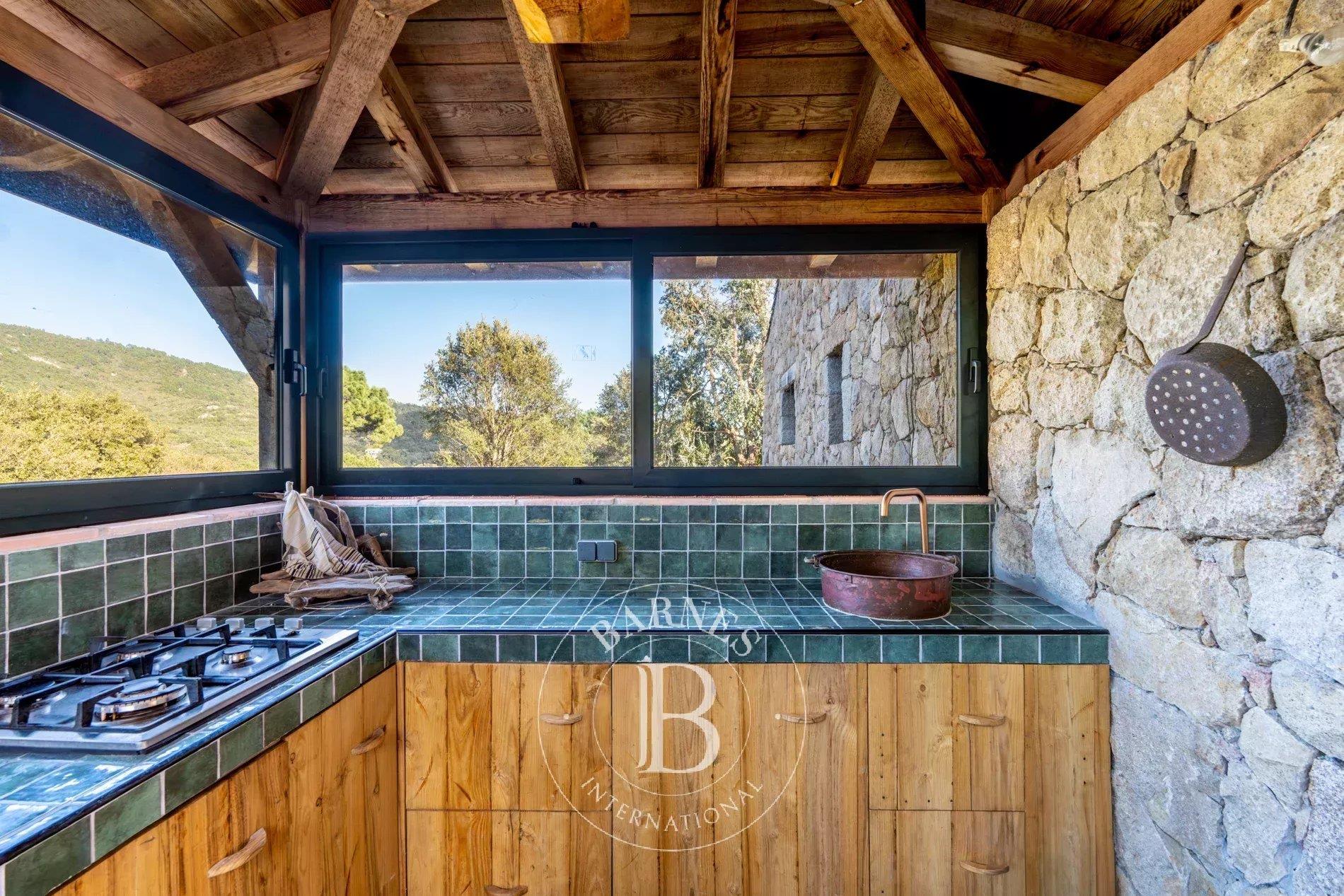 Maison à vendre, 180m², Sainte-Lucie de Porto-Vecchio