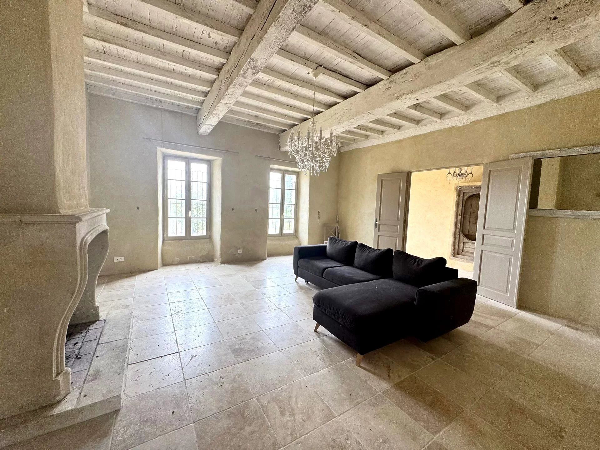 Maison à vendre, 410m², Montferrand