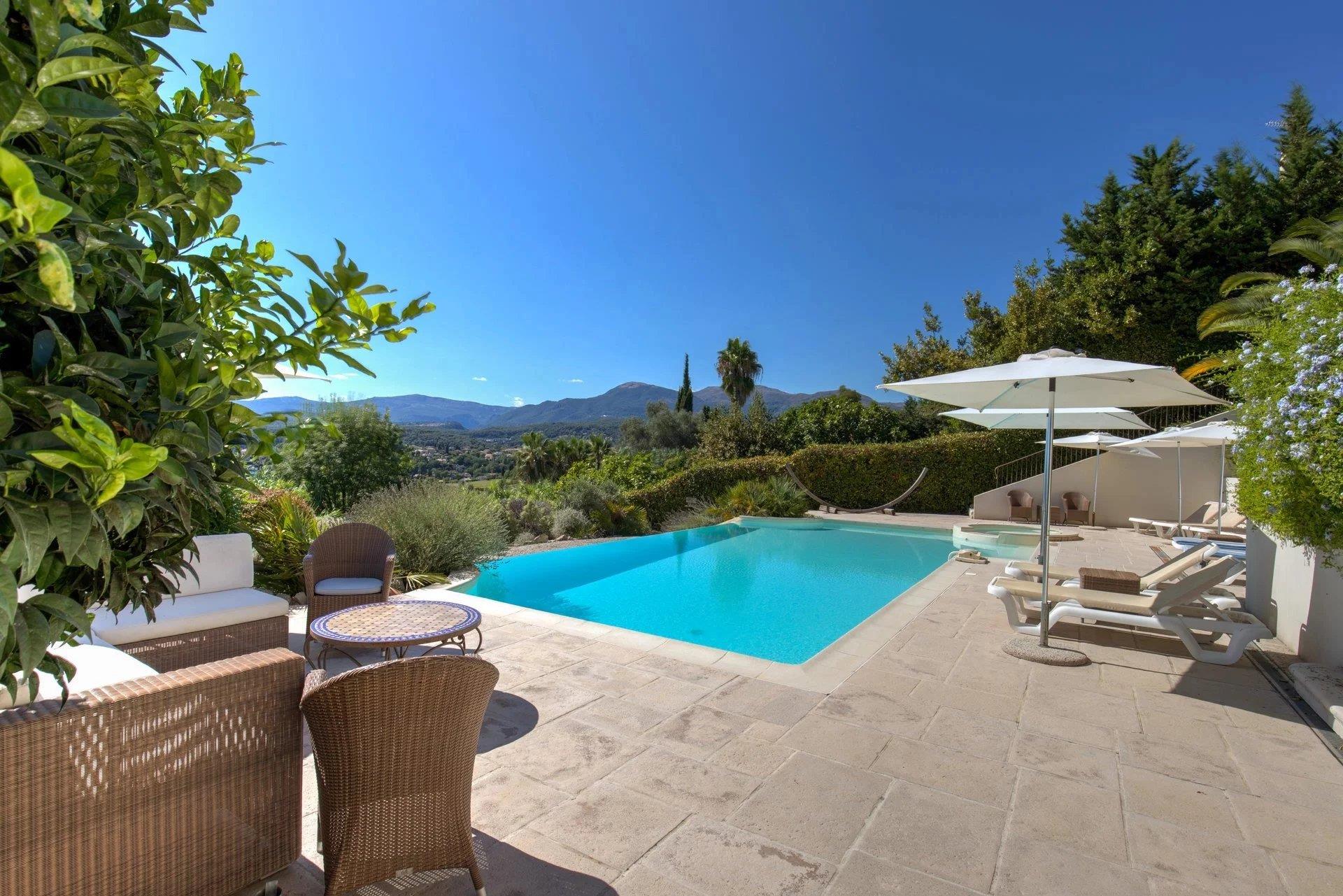 Maison à vendre, 248m², Saint-Paul-de-Vence