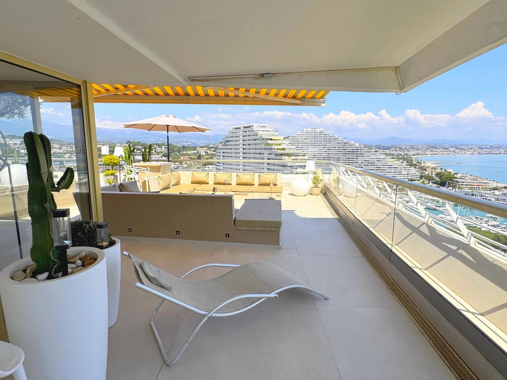 Appartement à vendre, 242m², Villeneuve-Loubet