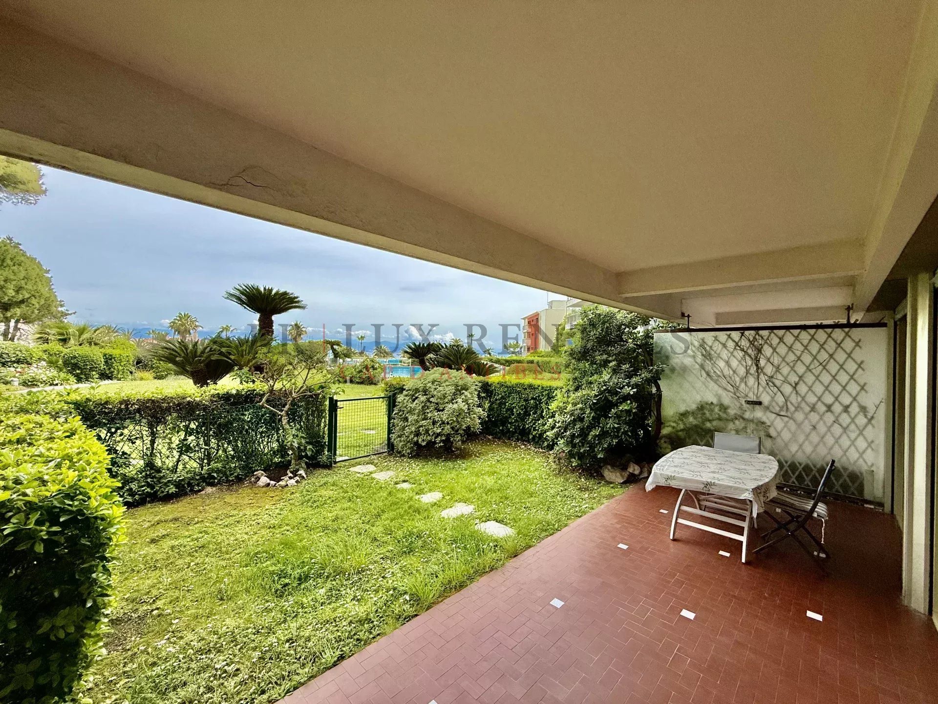 Appartement à louer, 90m², Antibes