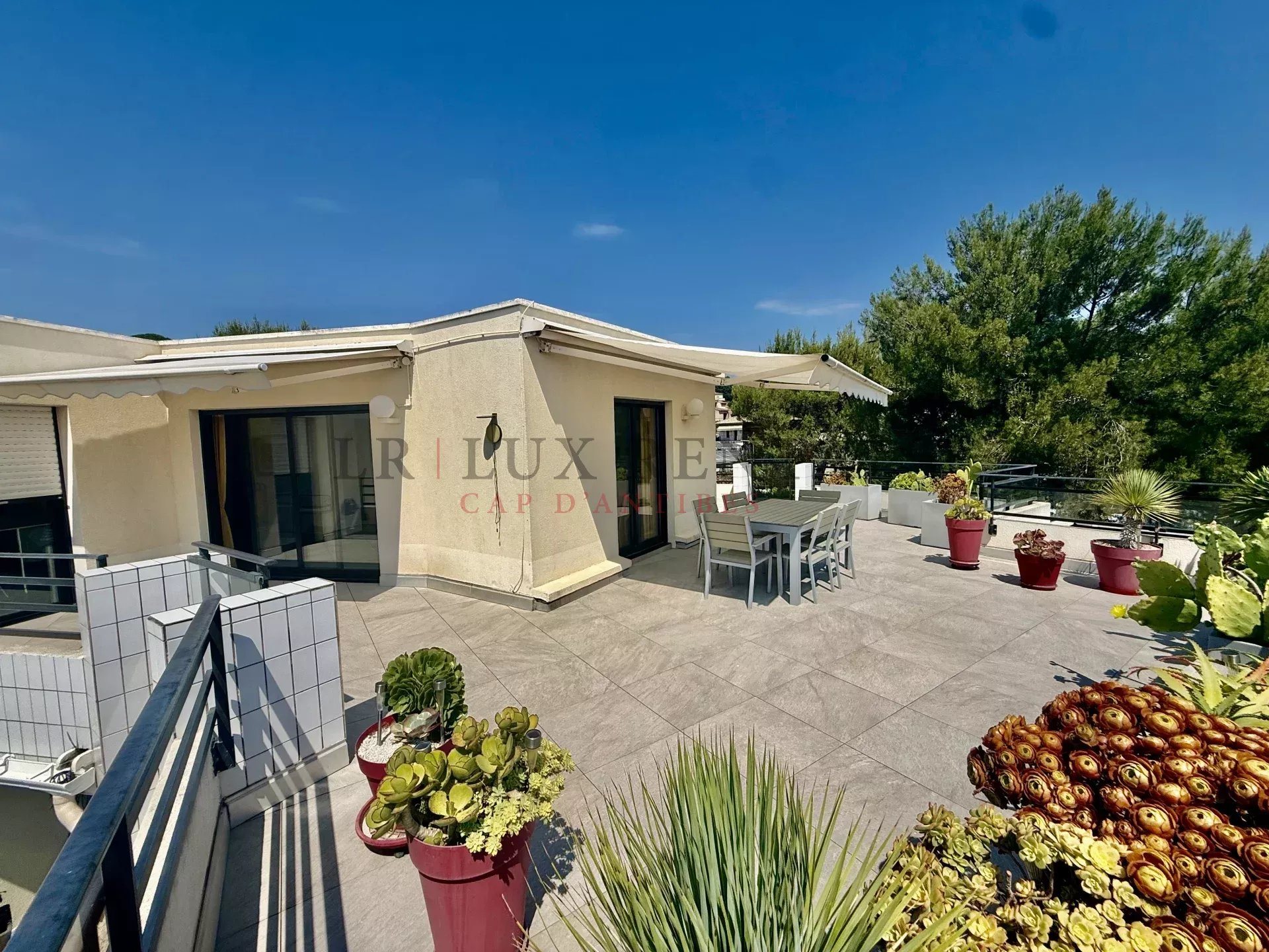 Appartement à louer, 90m², Antibes