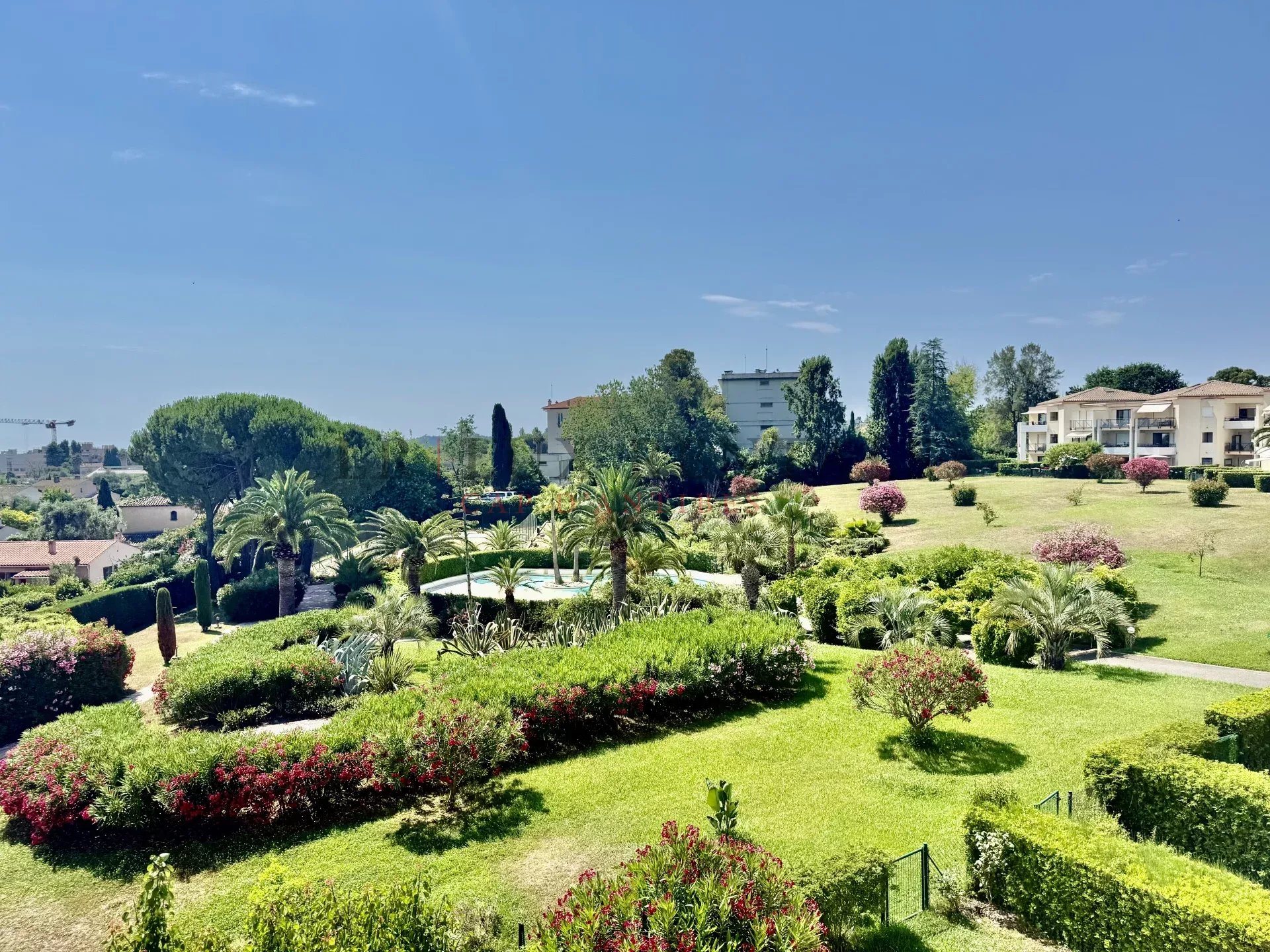 Appartement à louer, 90m², Antibes