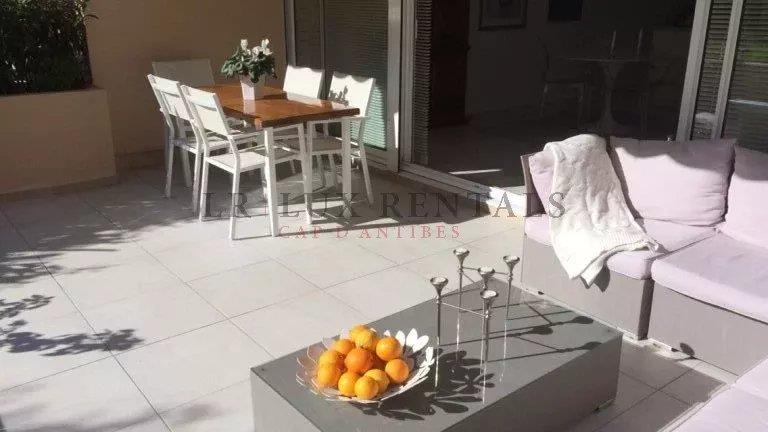 Appartement à louer, 87m², Antibes