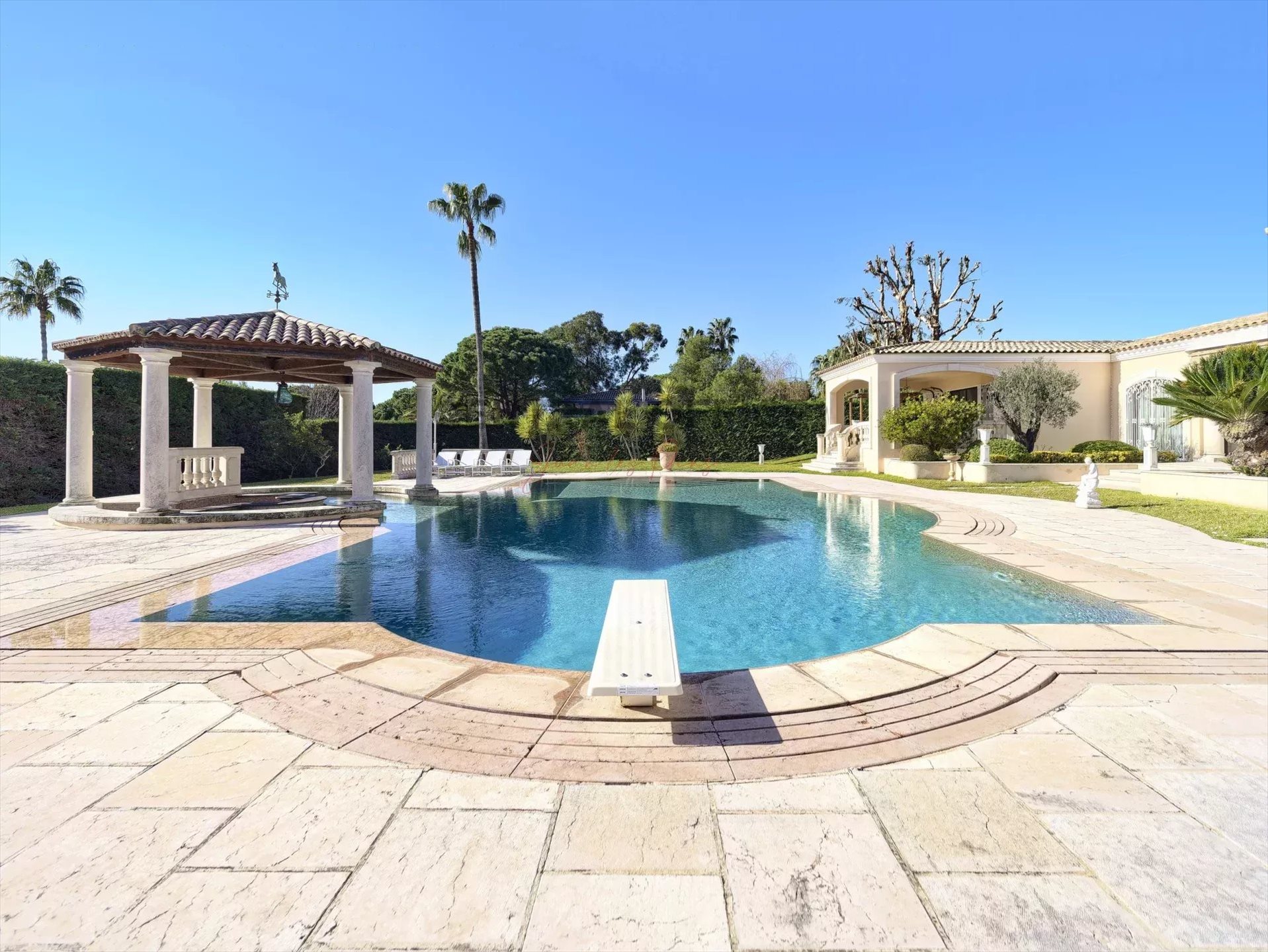 Maison – Antibes - Vue 4