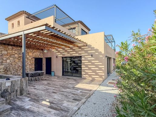 Maison 7 pièces 250 m² · à Draguignan · 250 m² · 780 000 €