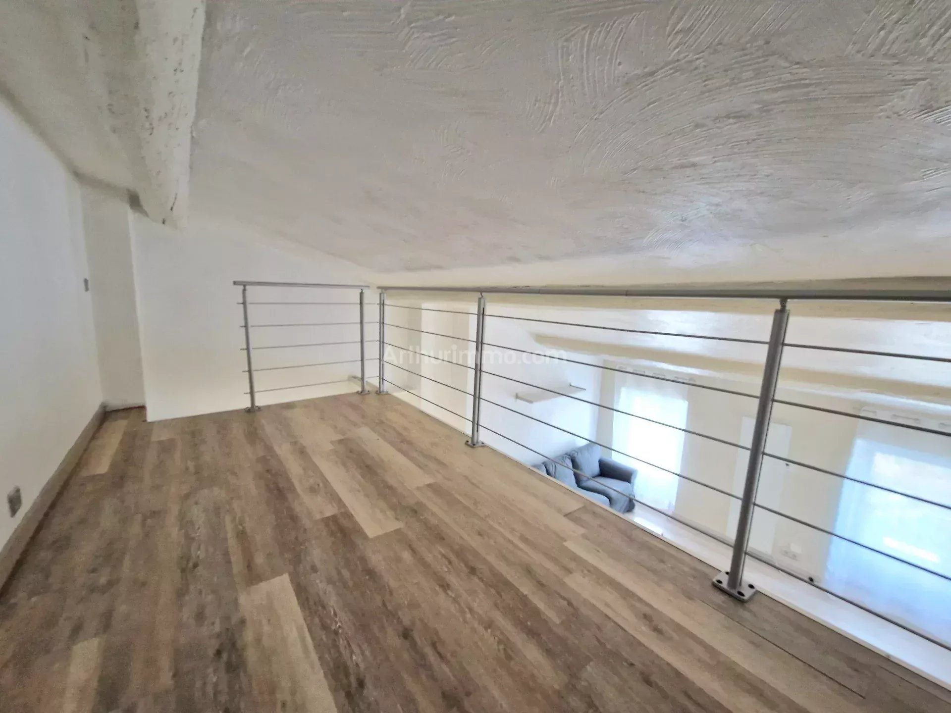 Appartement à louer, 48m², Trans-en-Provence