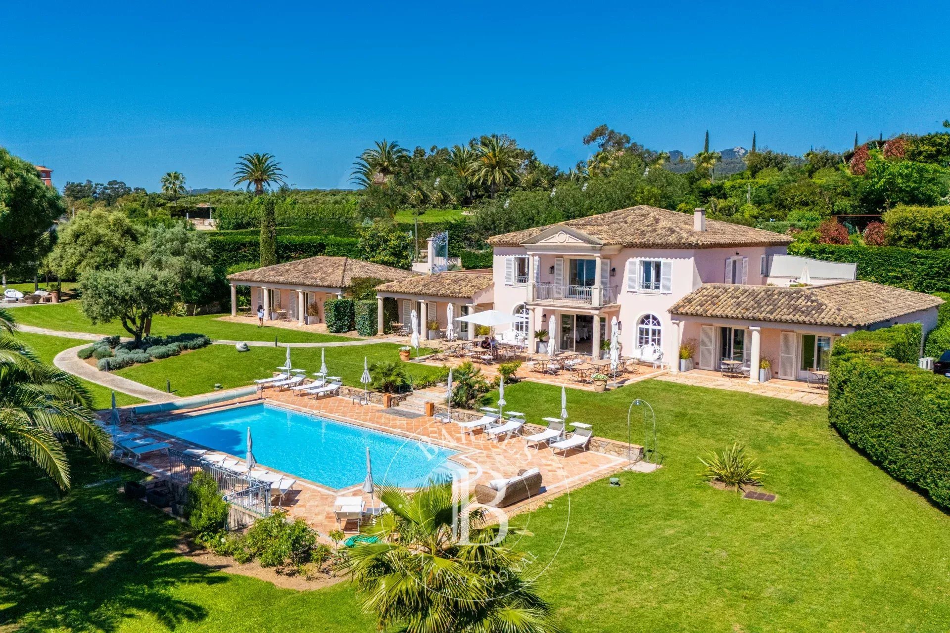 Maison à vendre, 595m², Grimaud