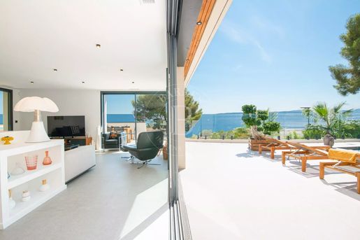 Maison 7 pièces 340 m² · aux Issambres · 340 m² · 3 550 000 €