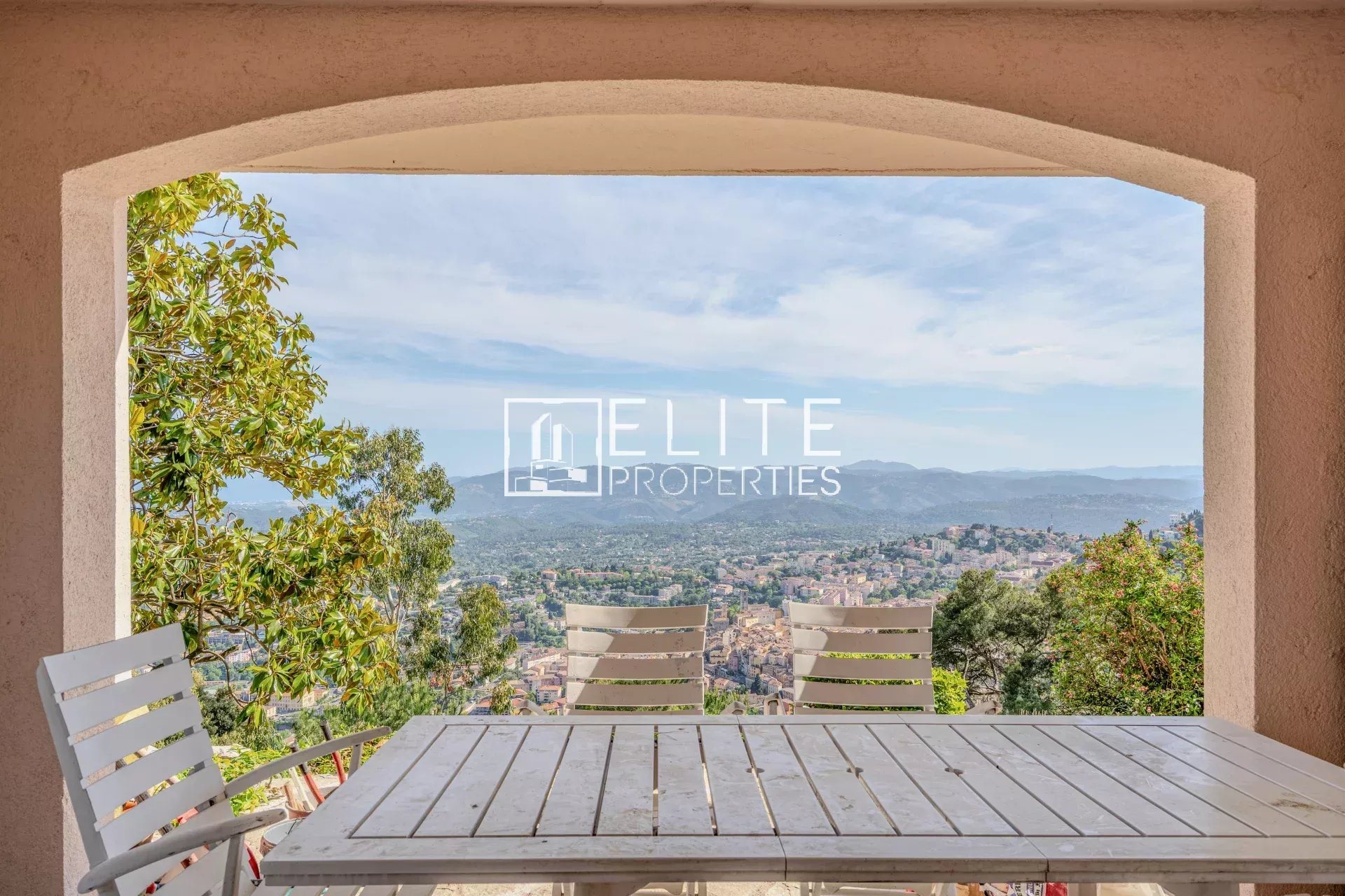 Maison à vendre, 250m², Grasse