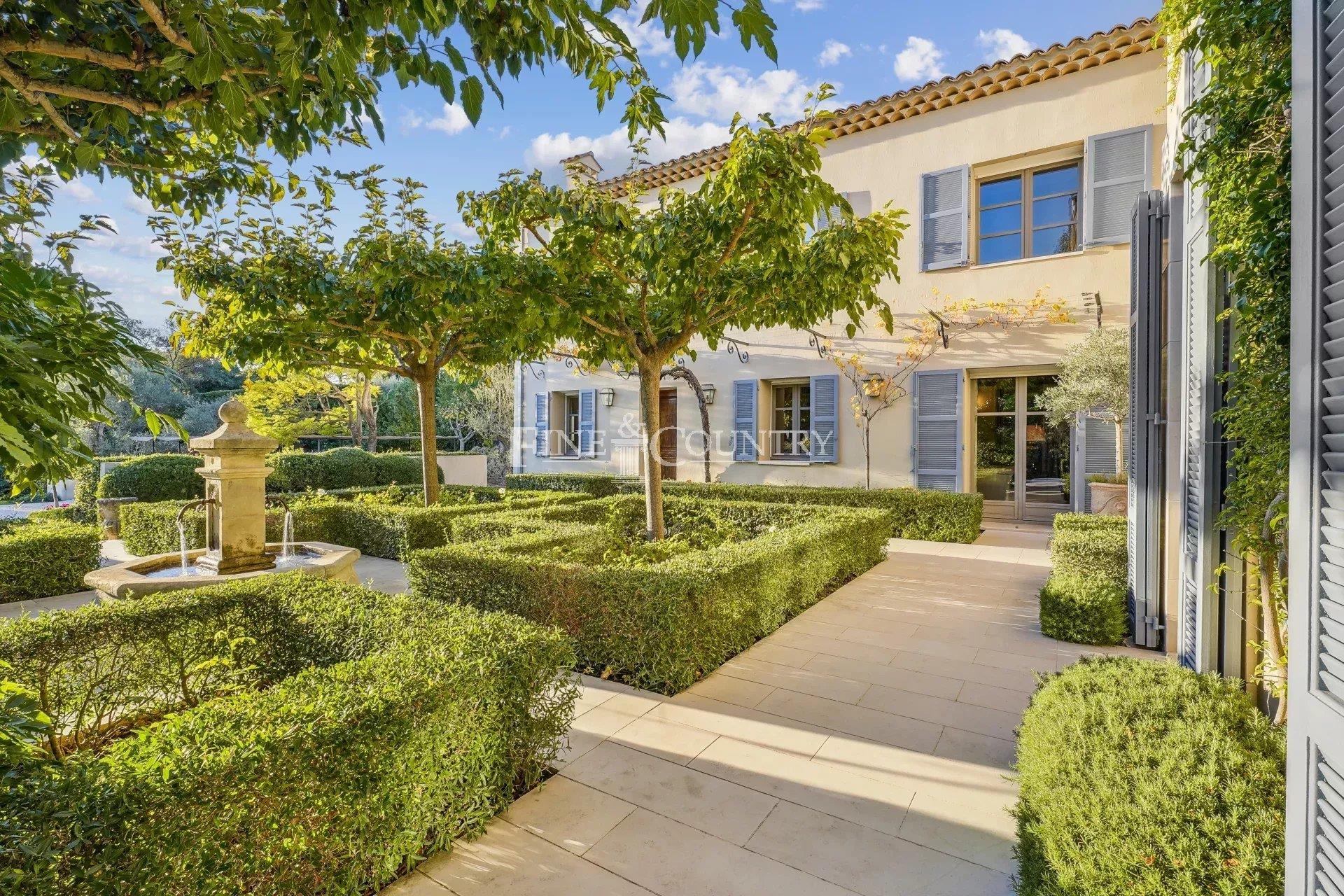 Maison à vendre, 600m², Antibes