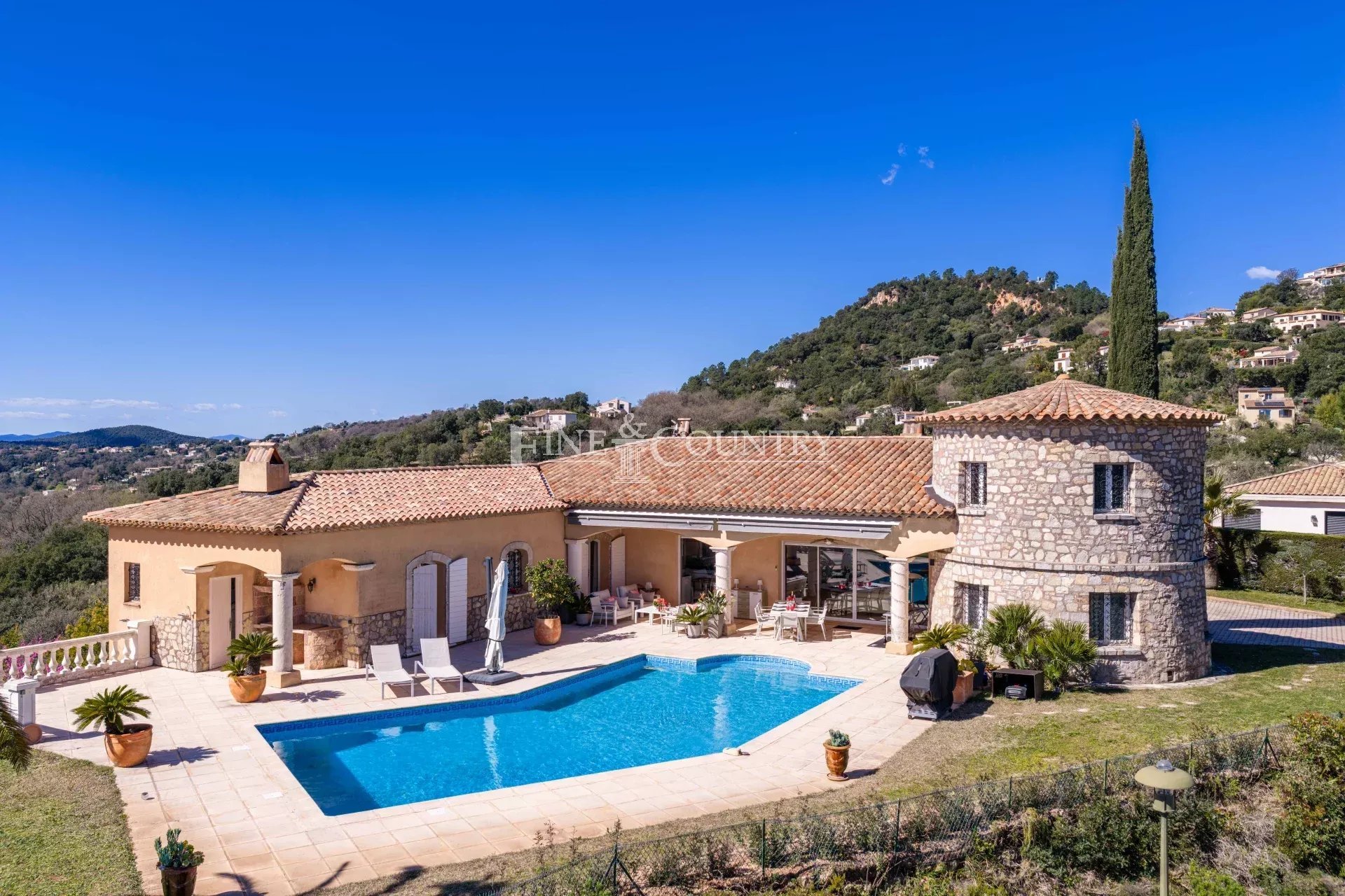 Maison à vendre, 304m², Les Adrets-de-l'Estérel