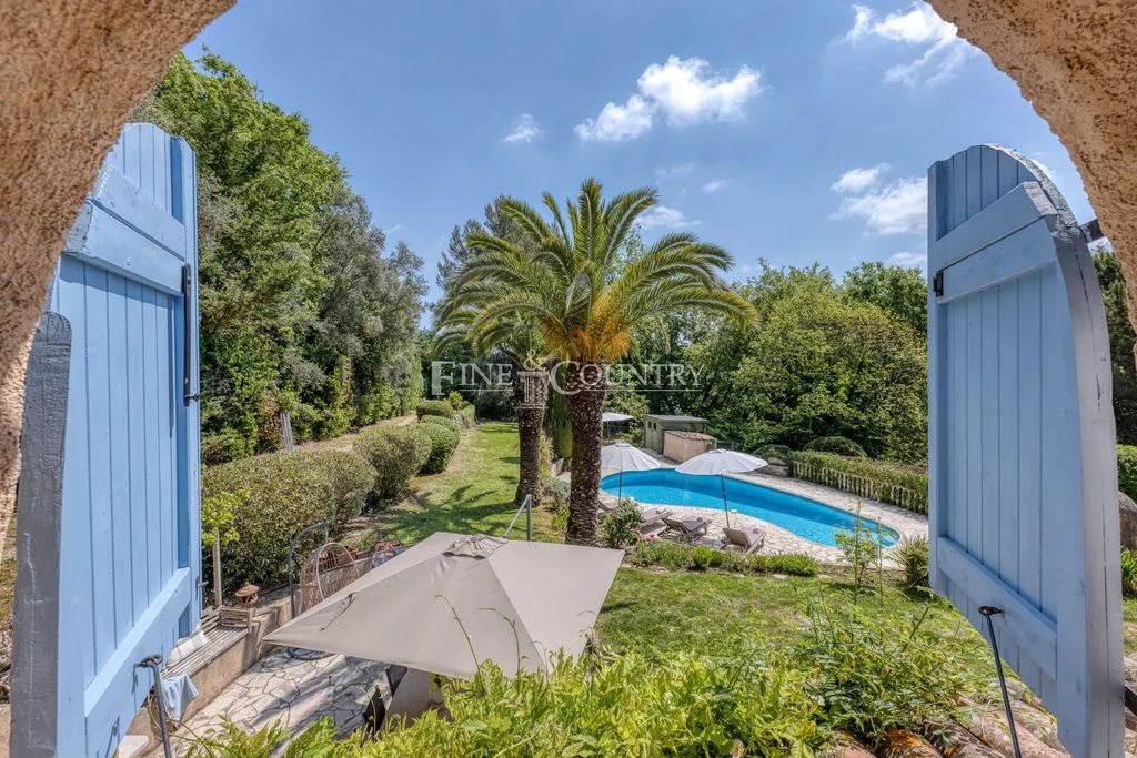 Maison à vendre, 220m², Valbonne