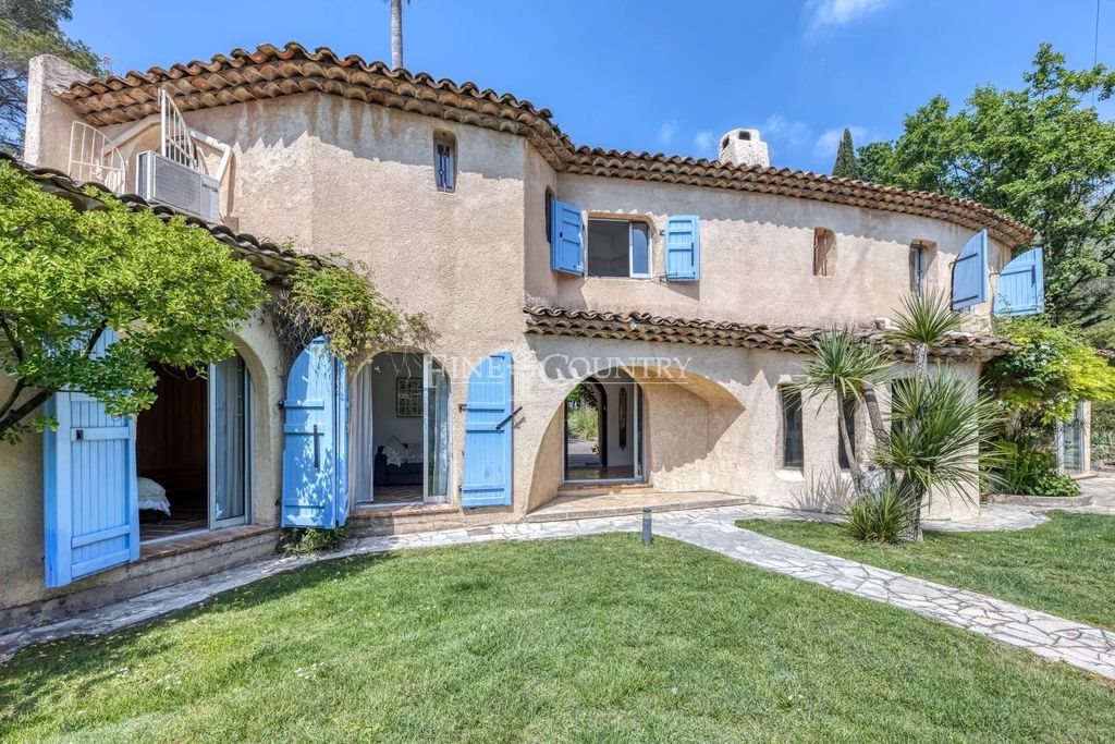 Maison à vendre, 220m², Valbonne