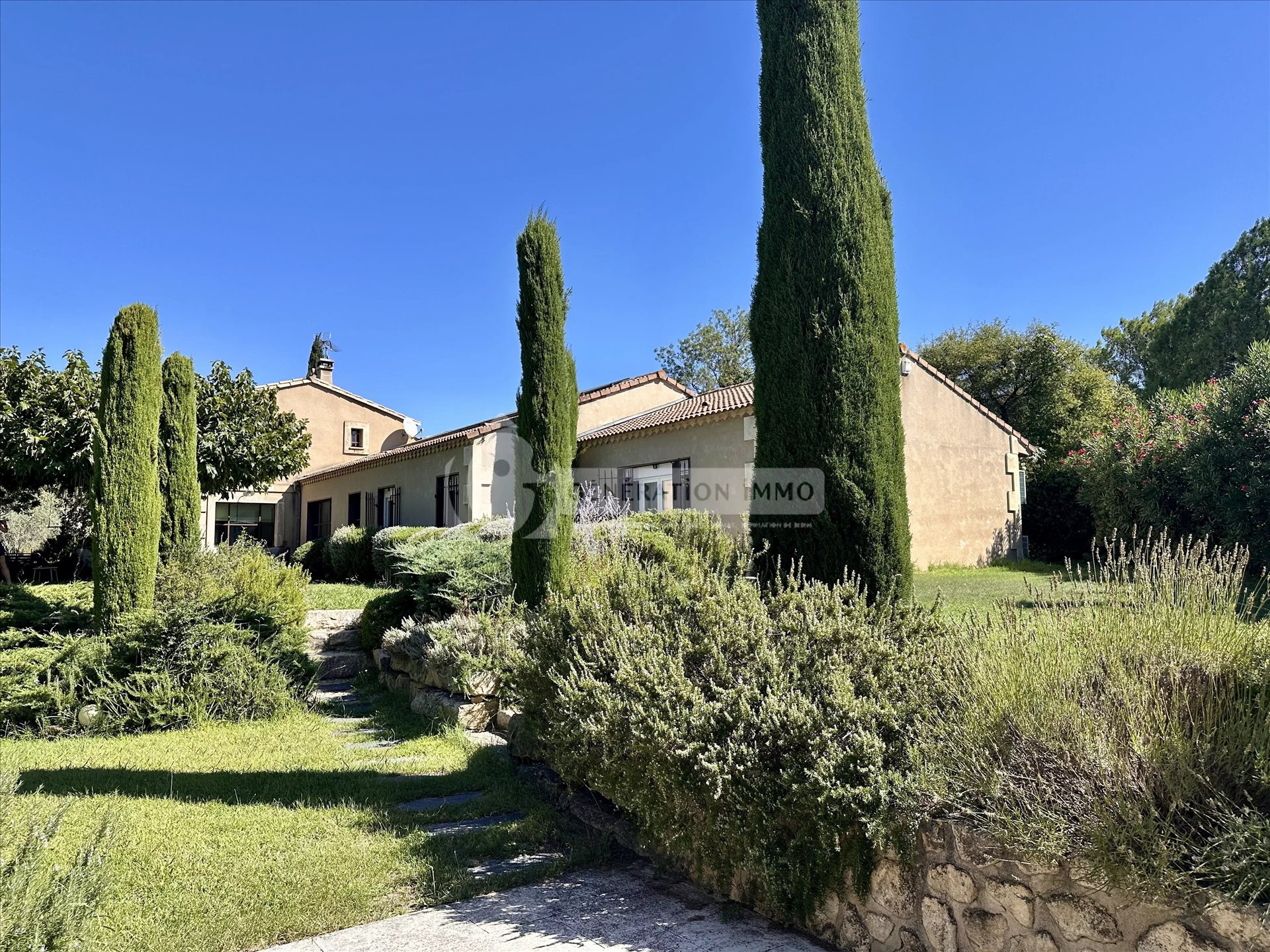Maison à vendre, 236m², Fontvieille