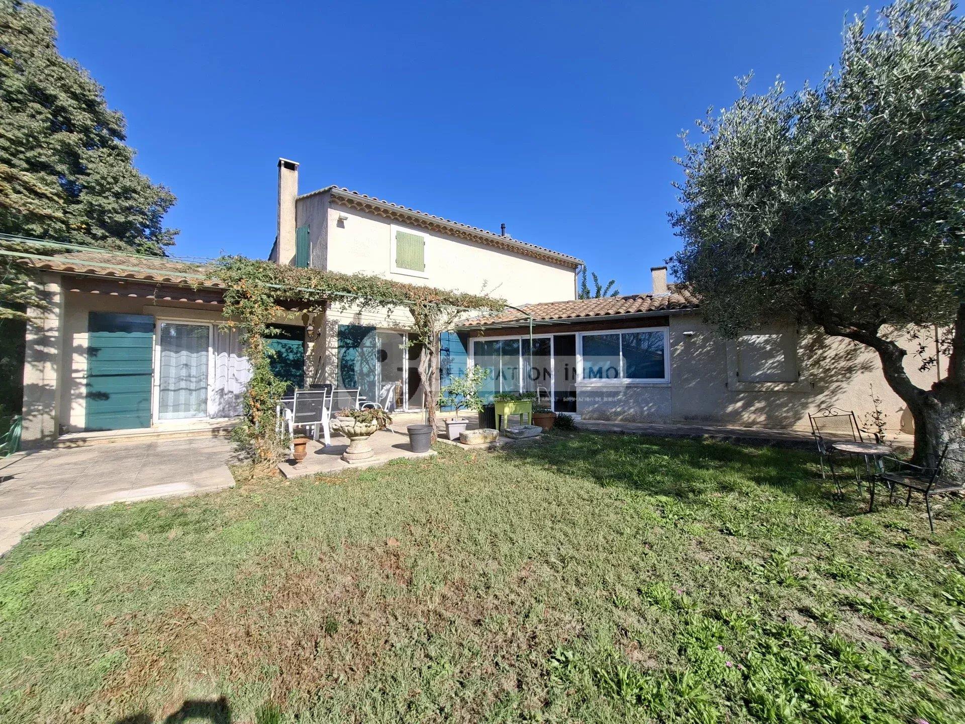 Maison à vendre, 258m², Saint-Rémy-de-Provence