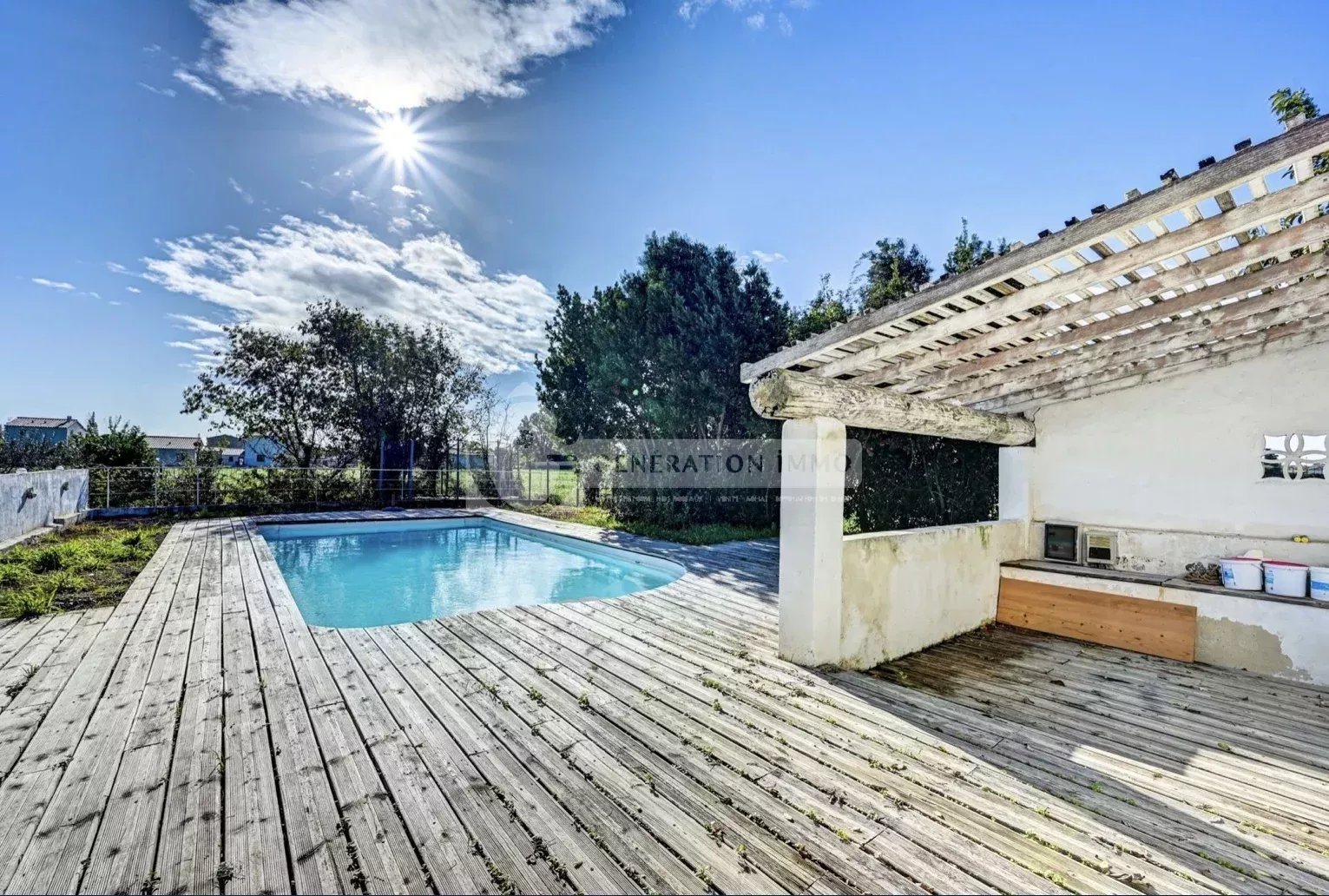 Maison à louer, 340m², Raphèle-lès-Arles