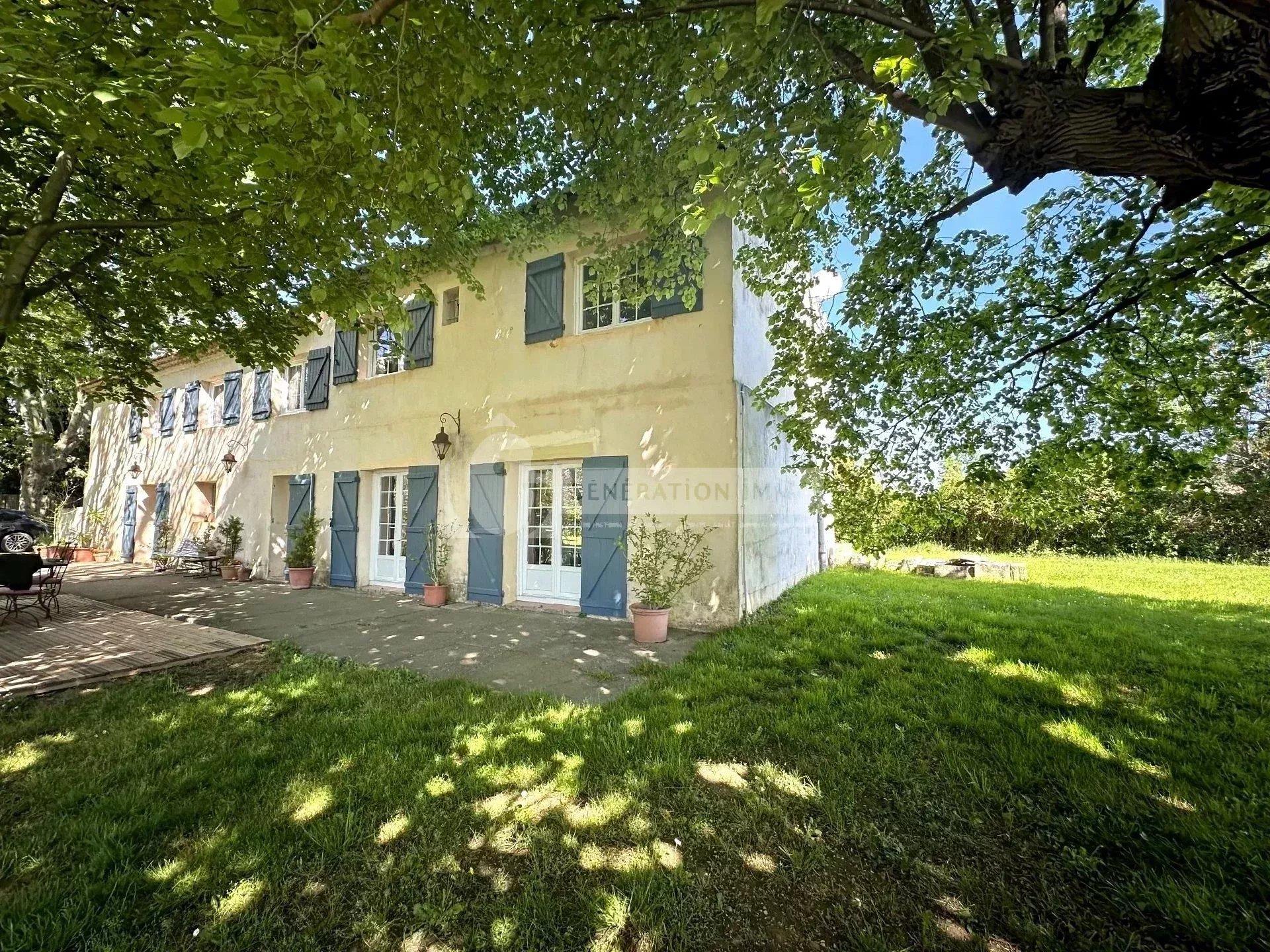 Maison à vendre, 234m², Raphèle-lès-Arles