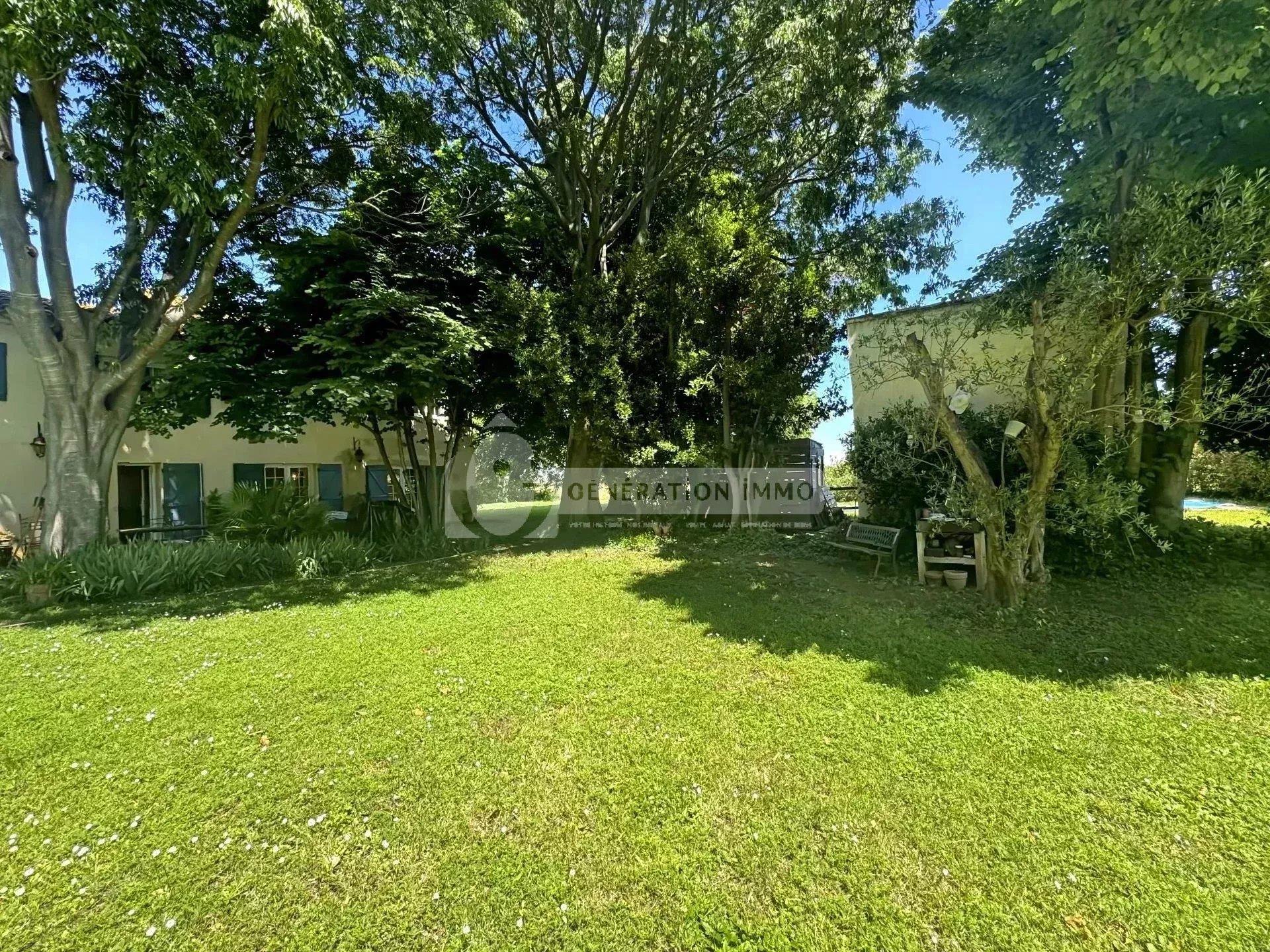 Maison à vendre, 234m², Raphèle-lès-Arles