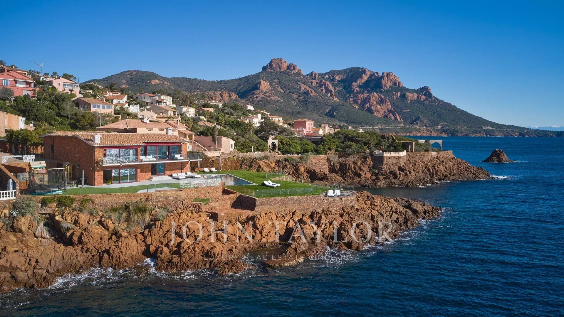Maison à vendre, 309m², Théoule-sur-Mer