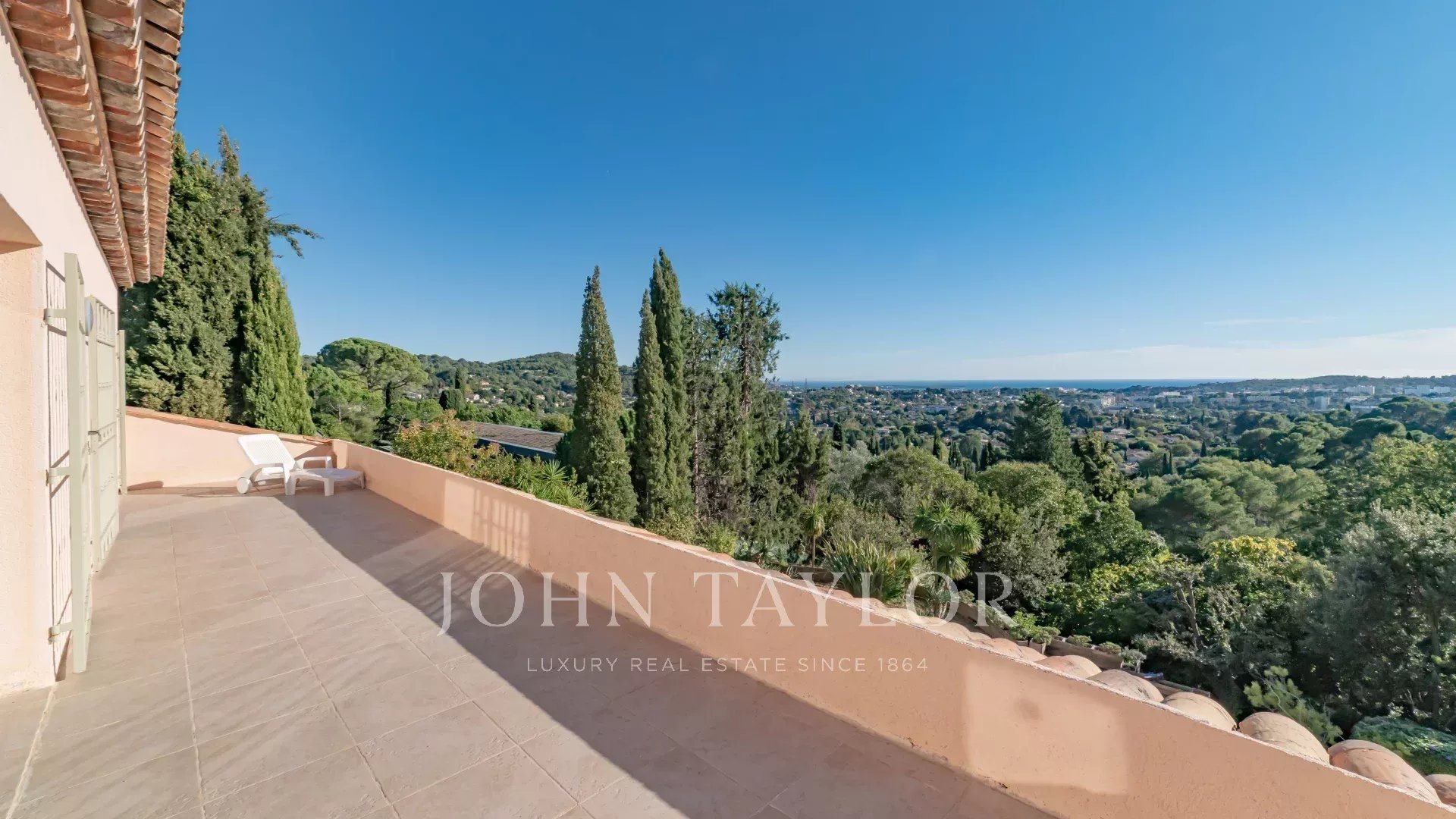 Maison à vendre, 362m², Mougins