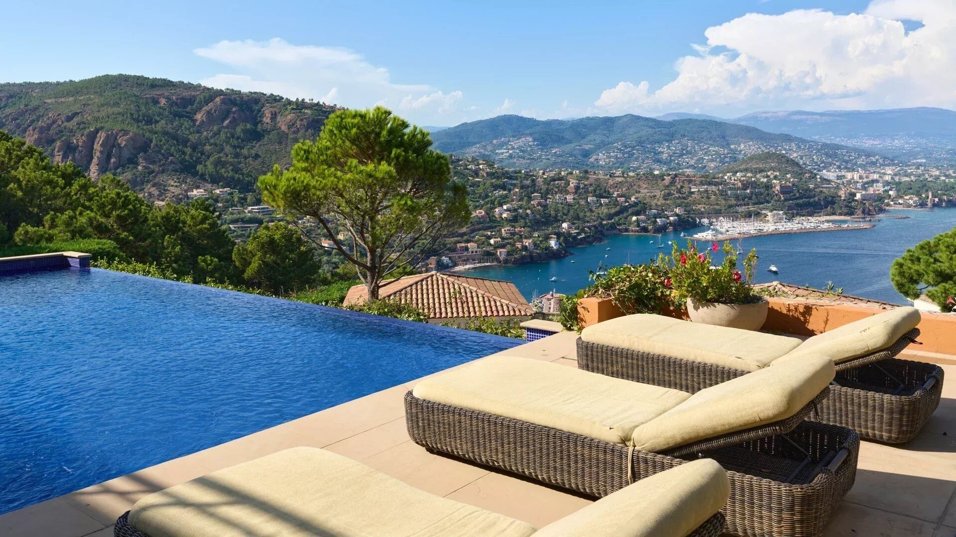 Maison à vendre, 313m², Théoule-sur-Mer