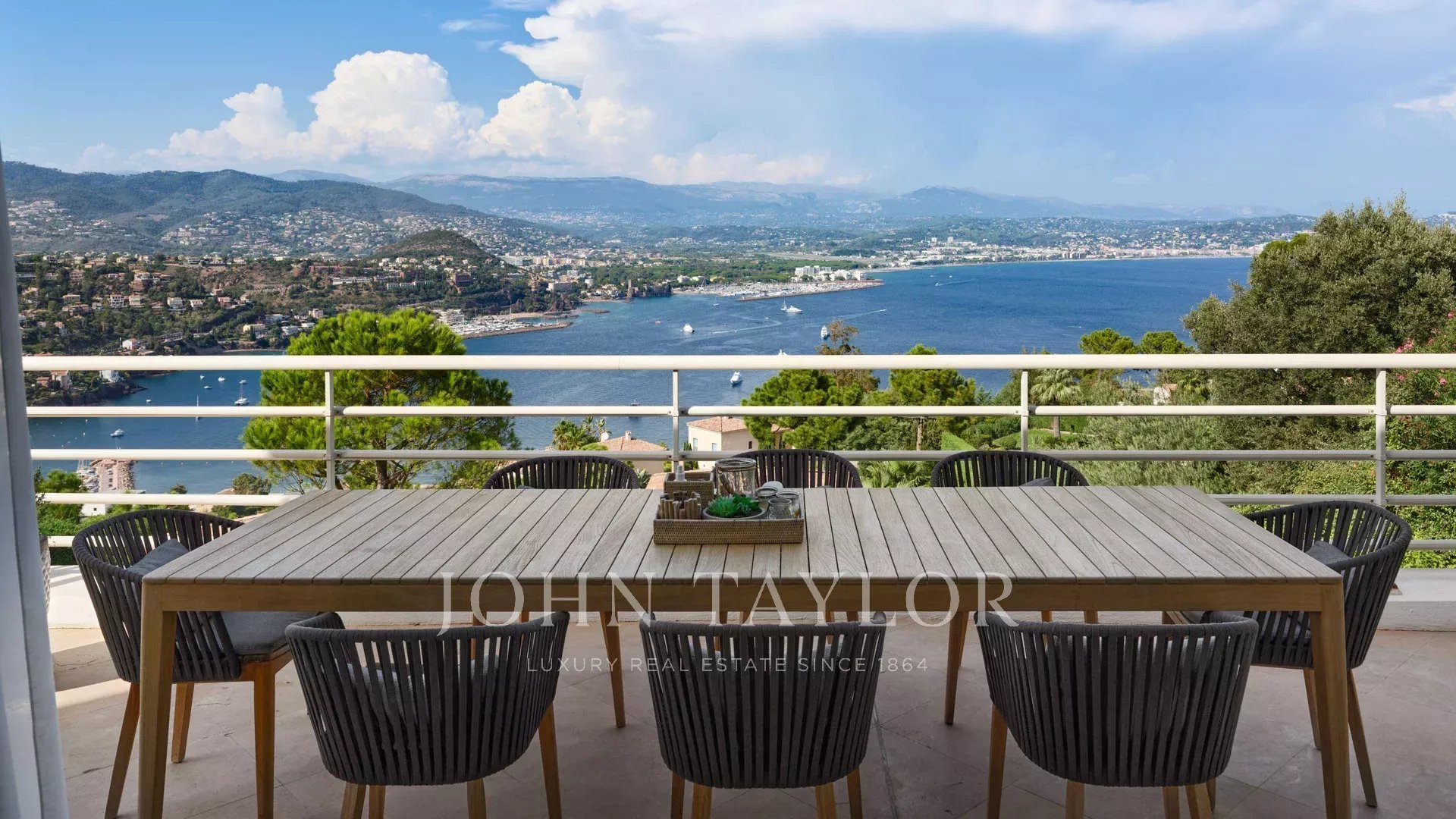 Maison à vendre, 313m², Théoule-sur-Mer