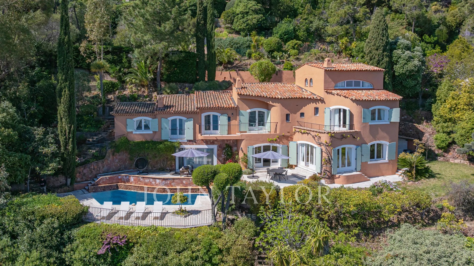 Maison à vendre, 240m², Théoule-sur-Mer
