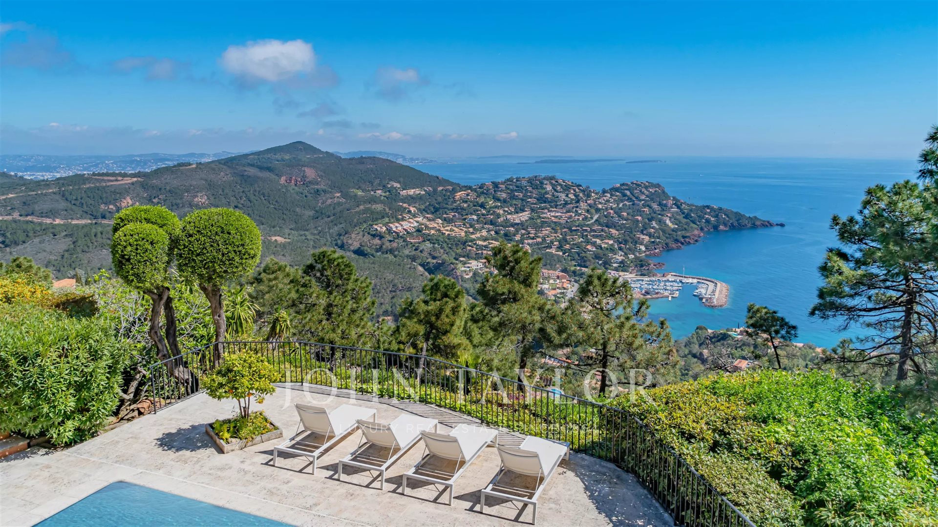 Maison à vendre, 240m², Théoule-sur-Mer
