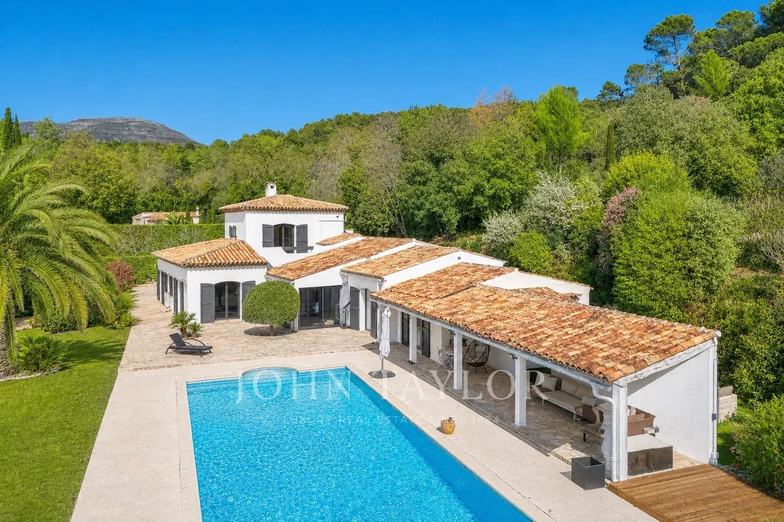 Maison à vendre, 274m², La Colle-sur-Loup