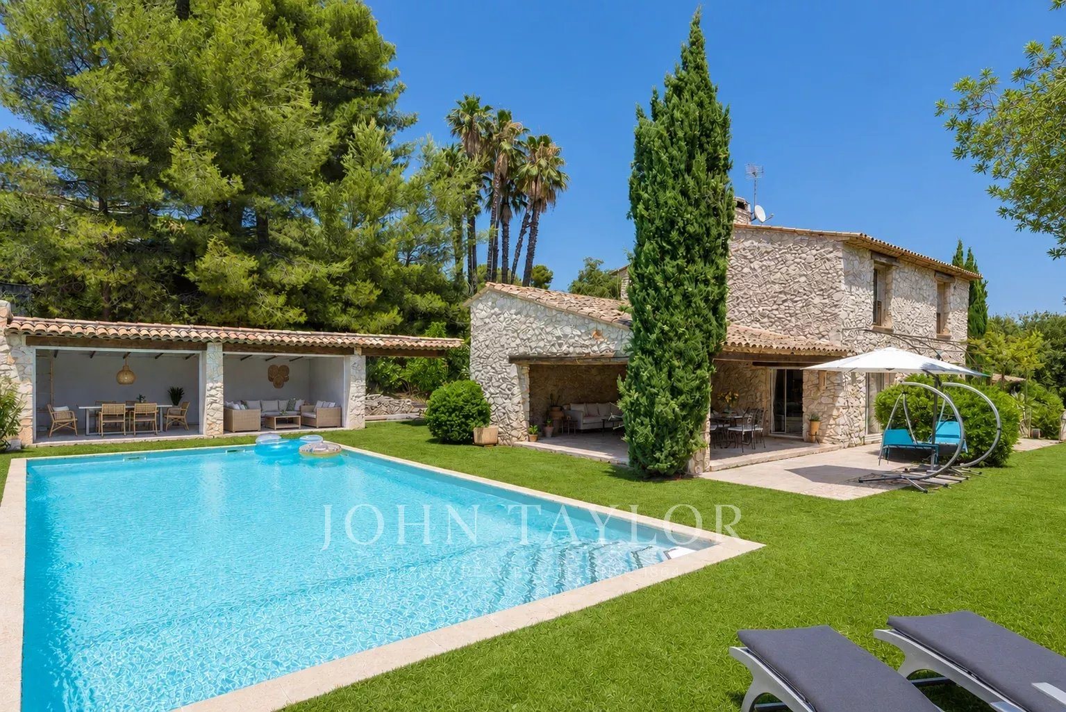Maison à vendre, 250m², La Colle-sur-Loup