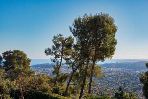 Maison 5 pièces 141 m² · à Saint-Paul-de-Vence · 141 m² · 990 000 €
