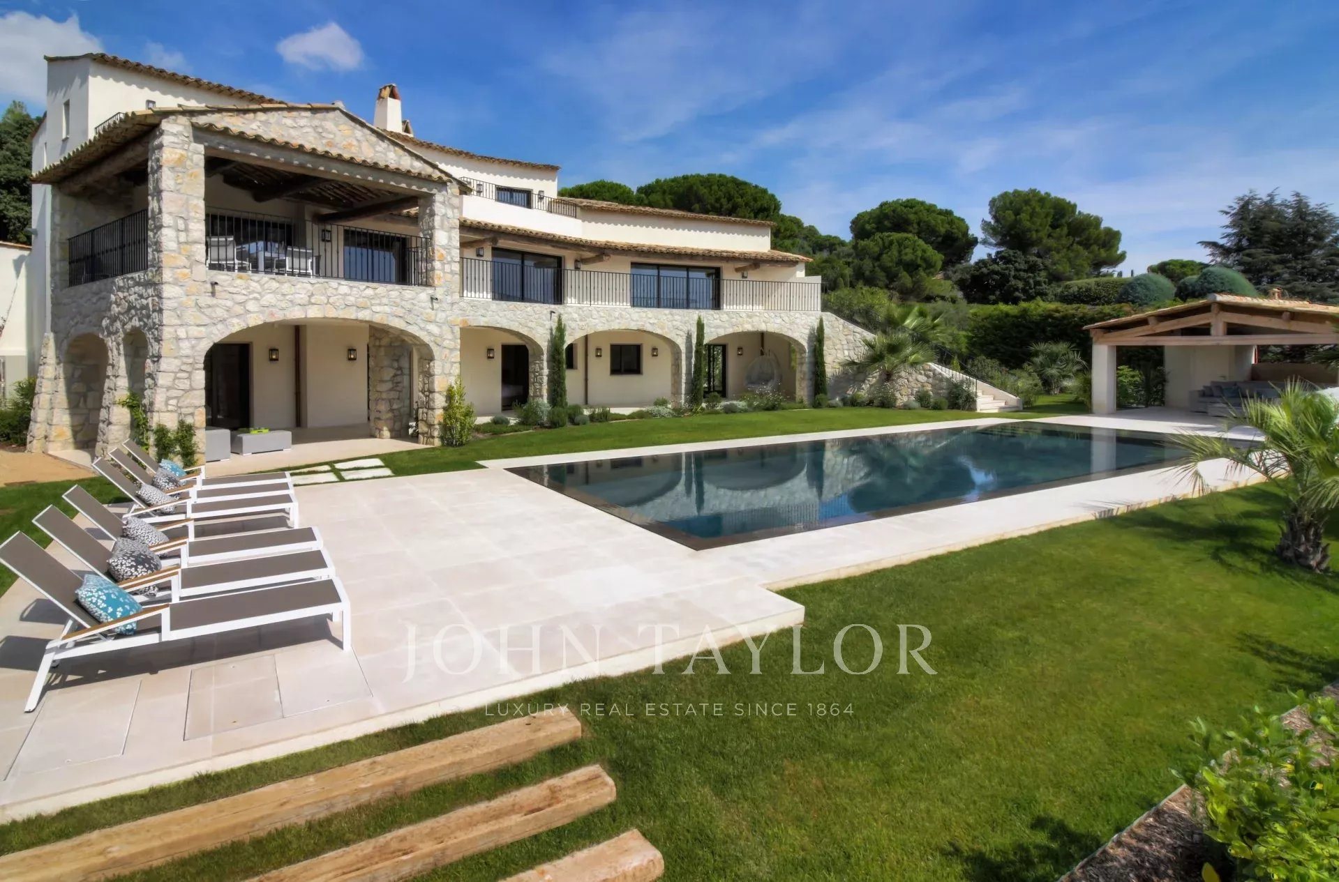 Maison à vendre, 450m², La Colle-sur-Loup