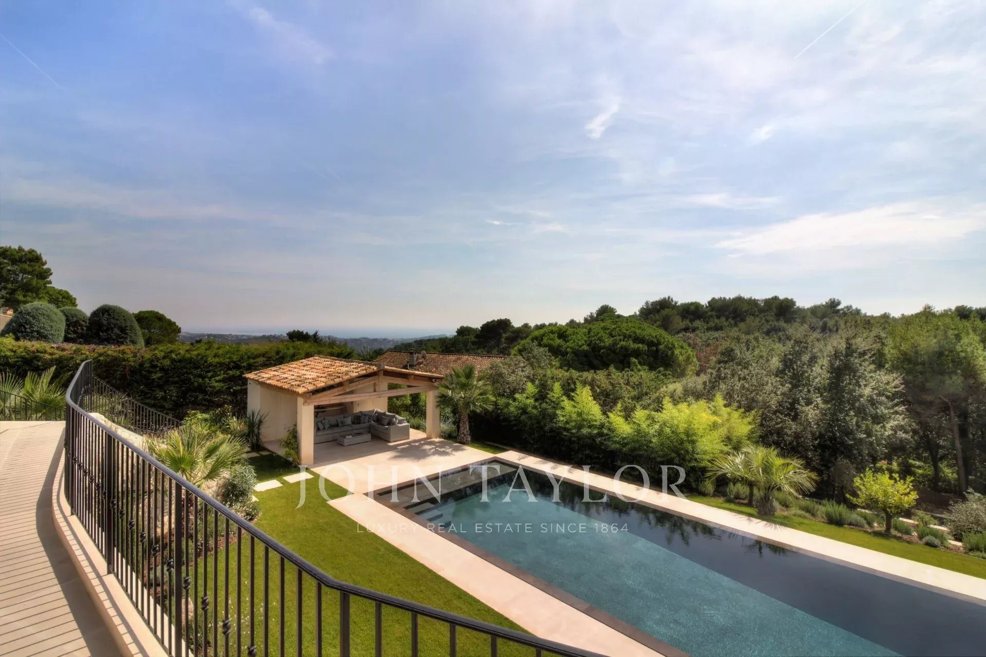 Maison à vendre, 450m², La Colle-sur-Loup