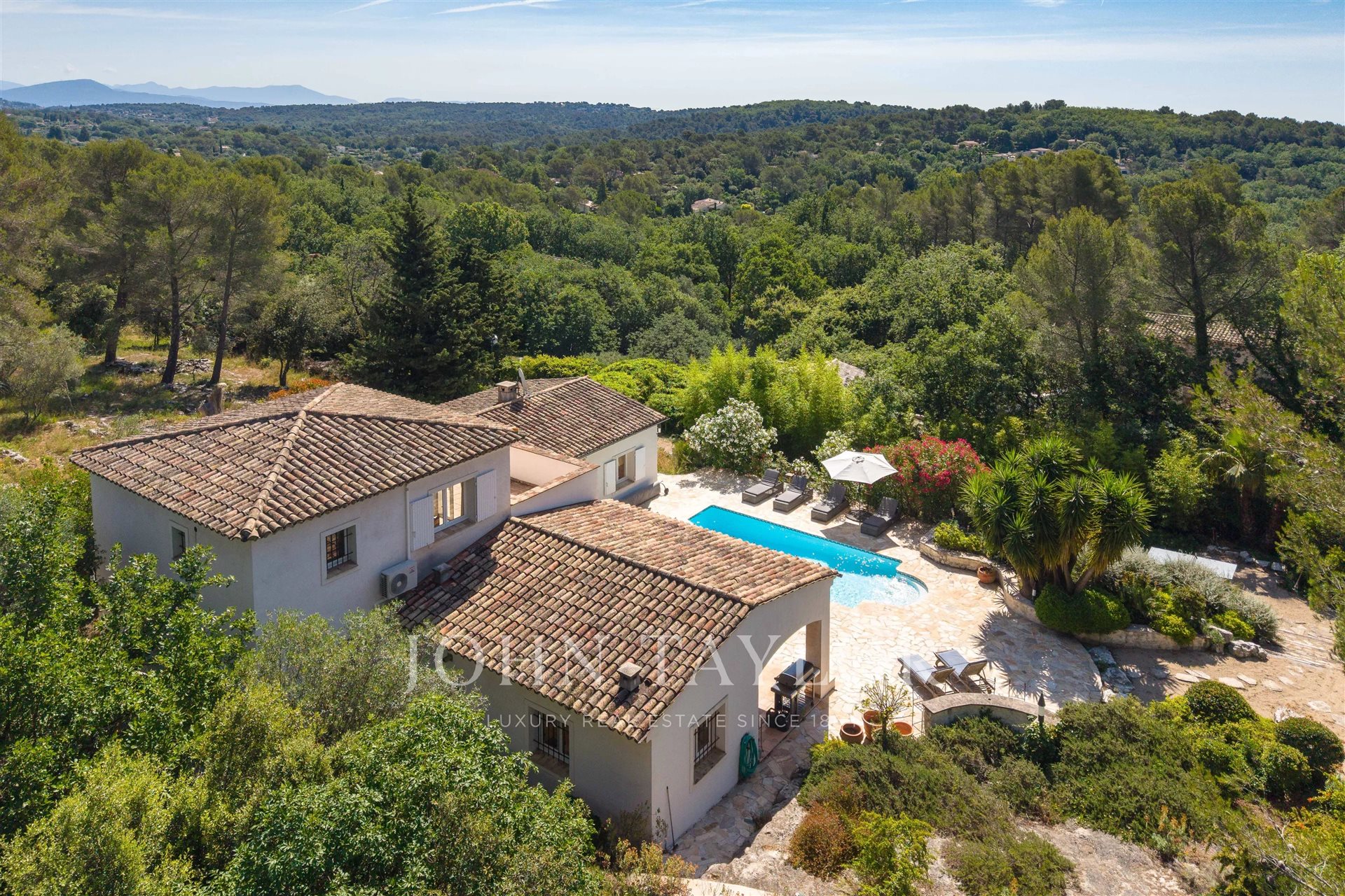 Maison à vendre, 200m², Tourrettes-sur-Loup