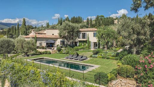Maison 9 pièces 405 m² · à Grasse · 405 m² · 5 950 000 €