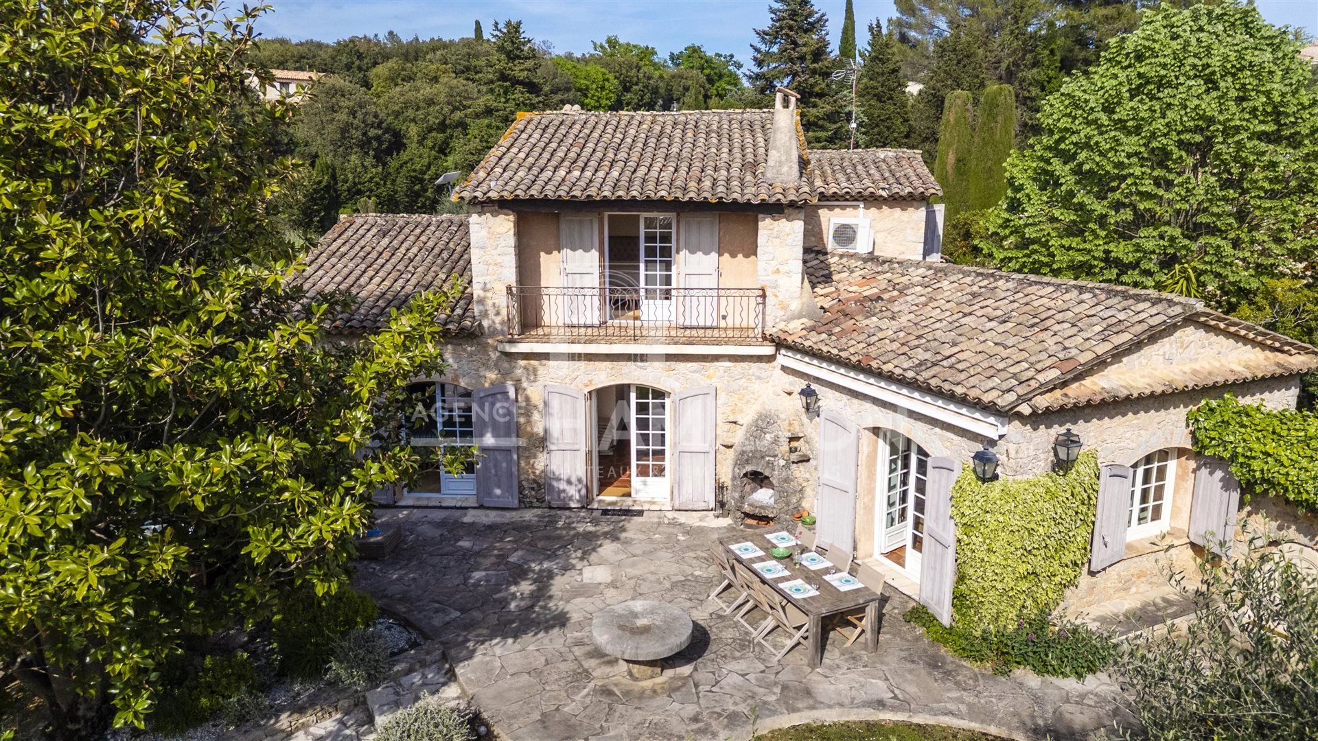 Maison à vendre, 243m², Grasse