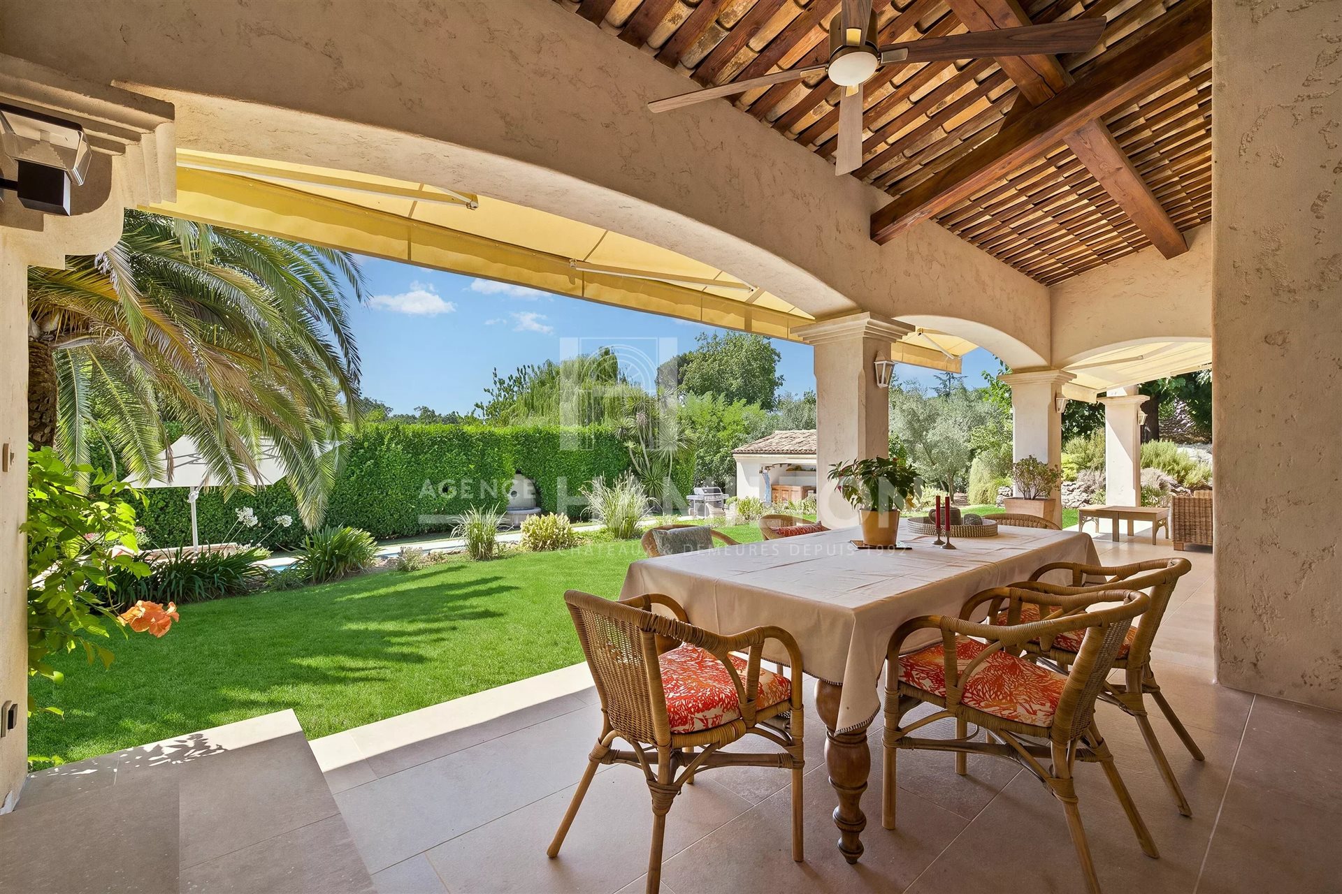 Maison à vendre, 200m², Châteauneuf-Grasse