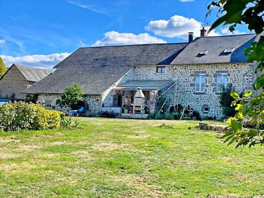 Maison 8 pièces 200 m² · à Montsauche-les-Settons · 200 m² · 248 000 €