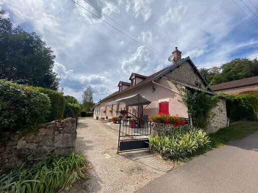 Maison 5 pièces 106 m² · à Montsauche-les-Settons · 106 m² · 185 000 €