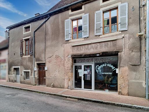 Immeuble 1 pièce 150 m² · à Saulieu · 150 m² · 105 000 €