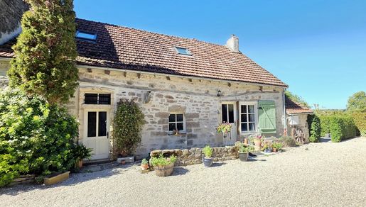 Maison 4 pièces 111 m² · à Saint-Thibault · 111 m² · 225 000 €