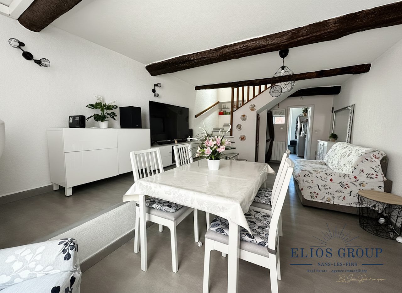 Maison à vendre, 100m², Nans-les-Pins