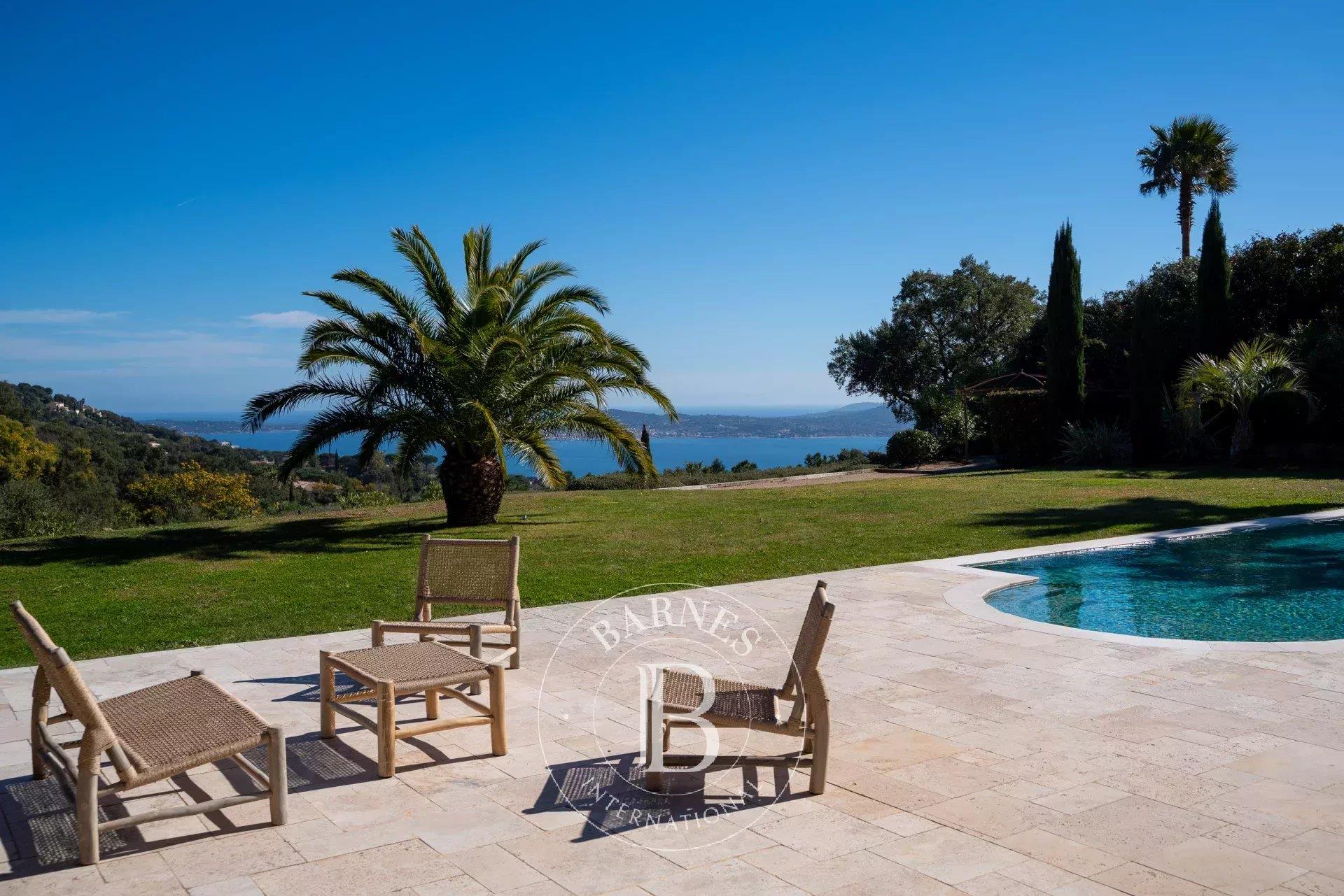 Maison à vendre, 200m², Grimaud