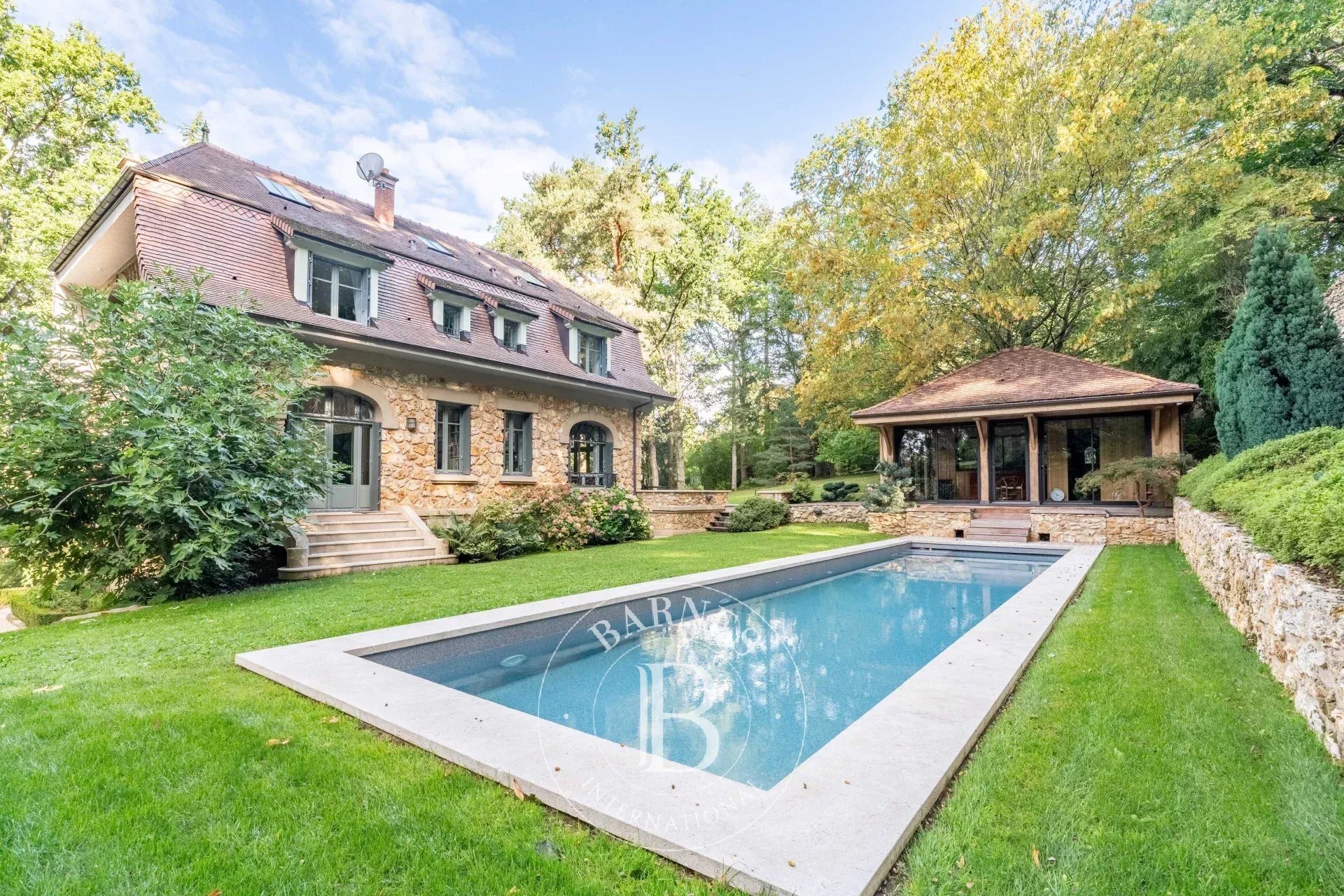 Maison à vendre, 420m², Senlisse