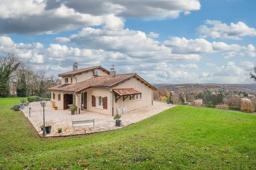 Maison 8 pièces 237 m² · à Vienne · 237 m² · 875 000 €